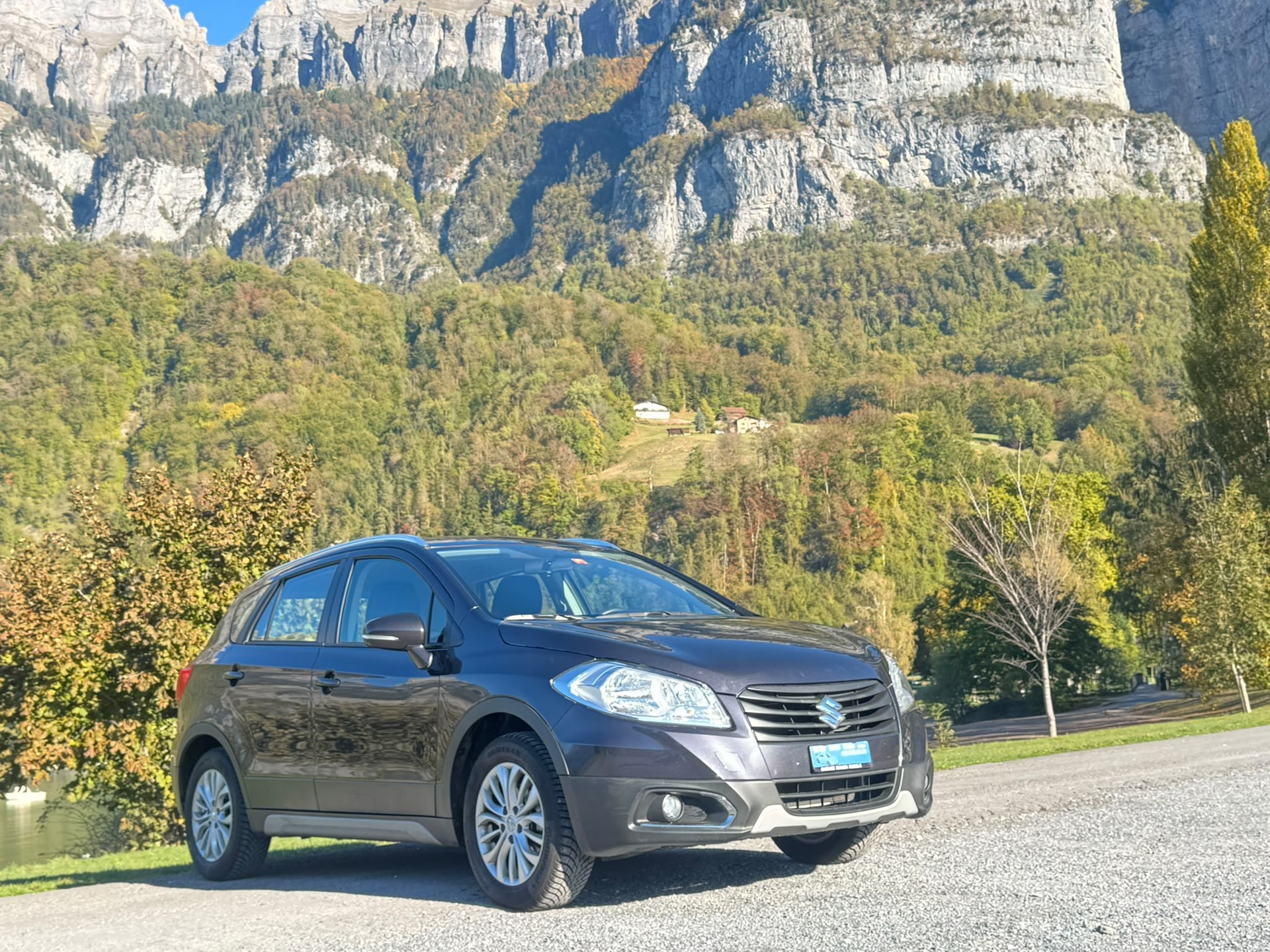 SUZUKI SX4 S-Cross 1.6 16V Compact+ 4WD CVT7-showroom-element-3