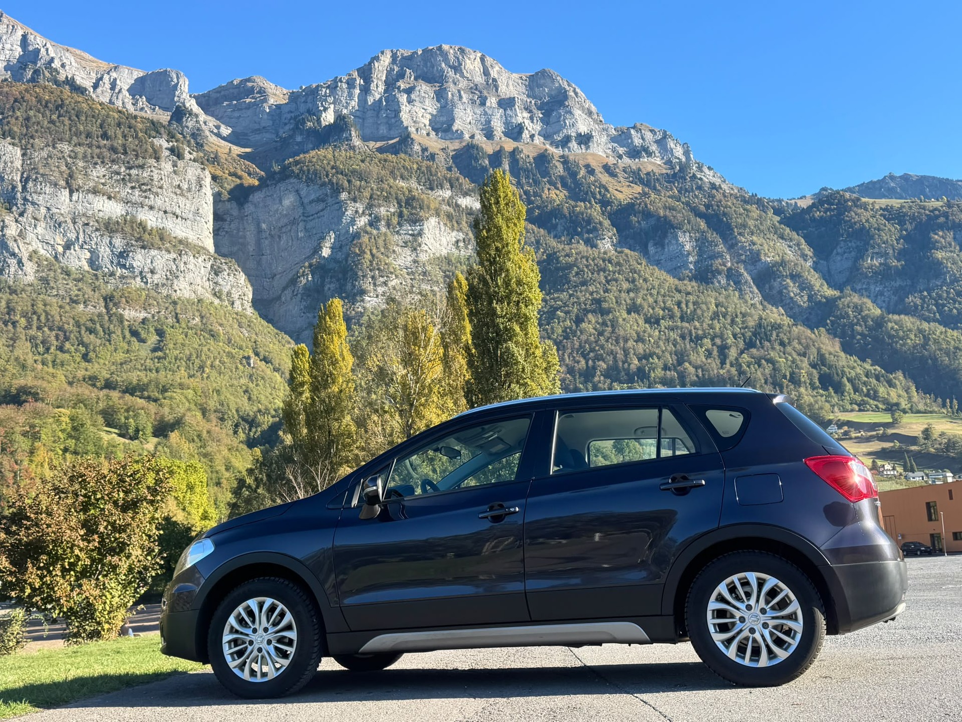 SUZUKI SX4 S-Cross 1.6 16V Compact+ 4WD CVT7-image-5