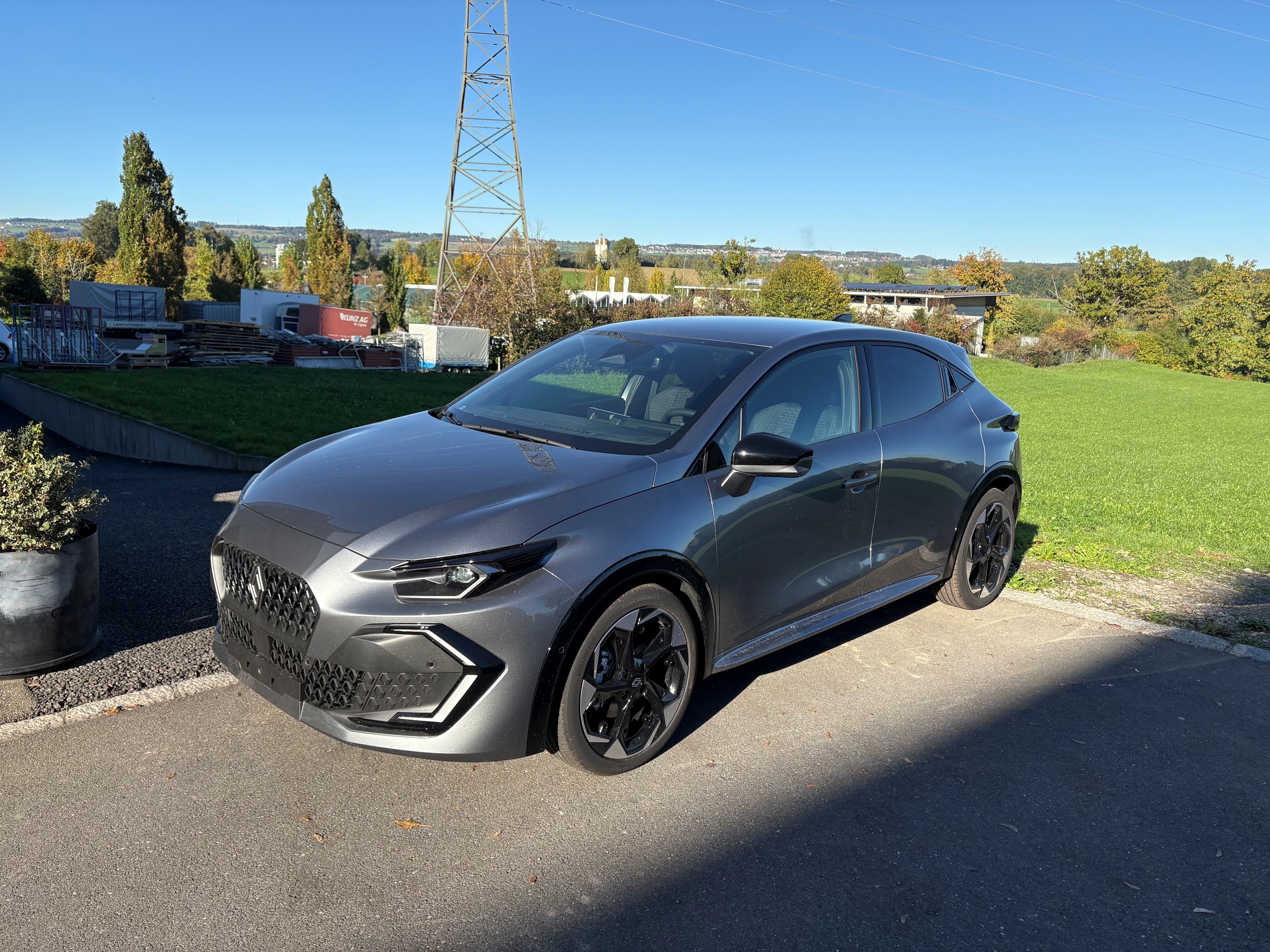 Car photo