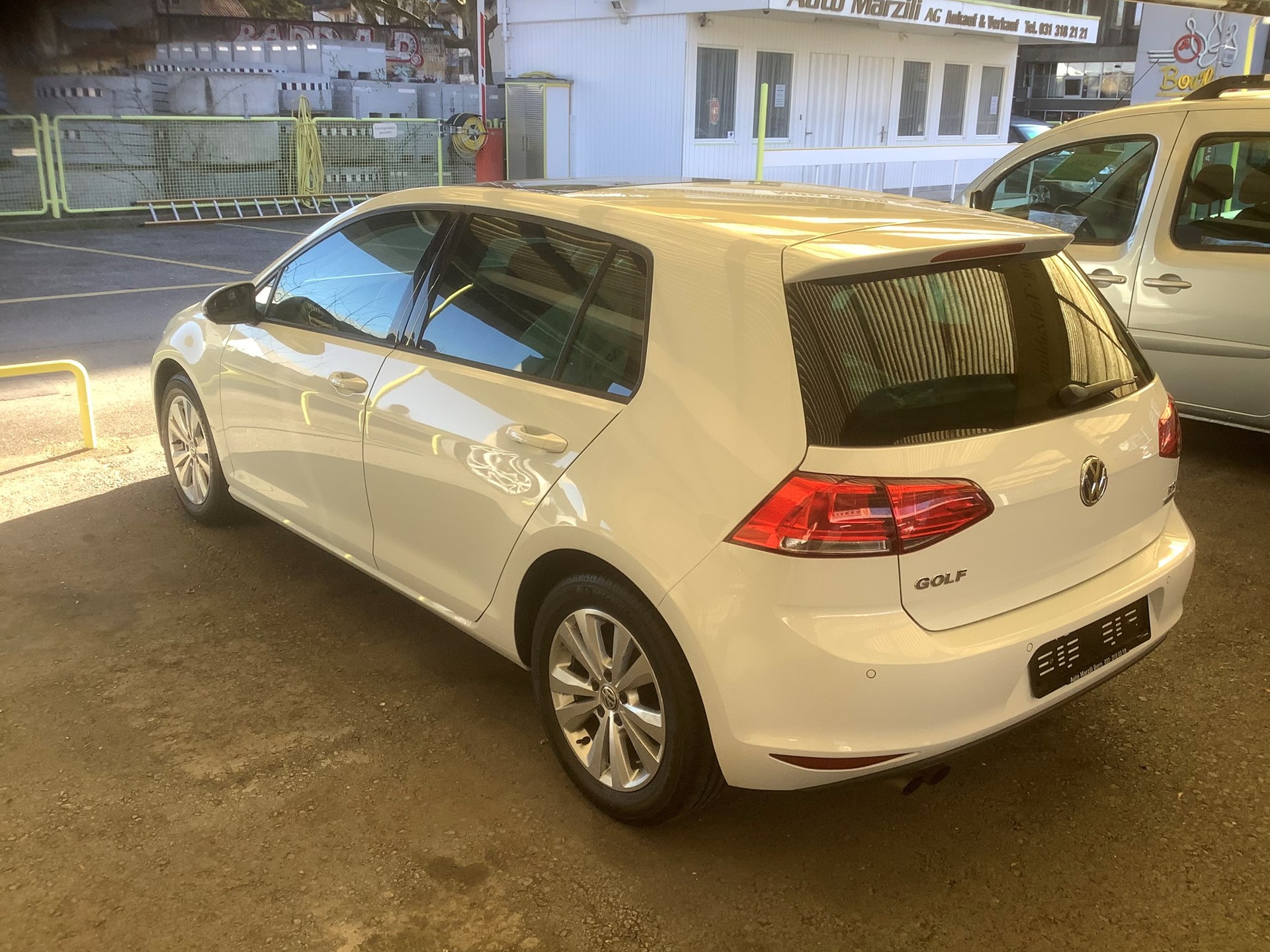VW Golf 1.4 TSI Highline-image-4