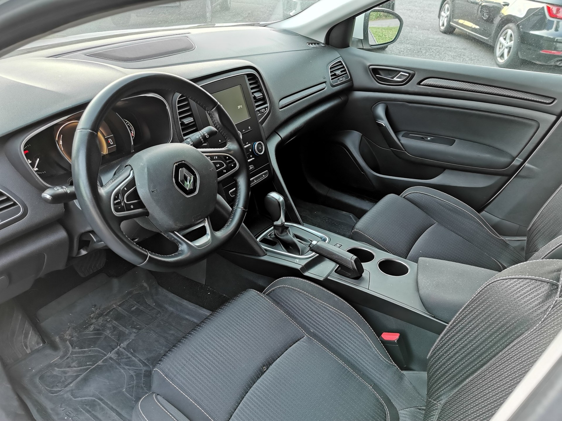 RENAULT Mégane Grandtour 1.5 dCi Business EDC-image-4