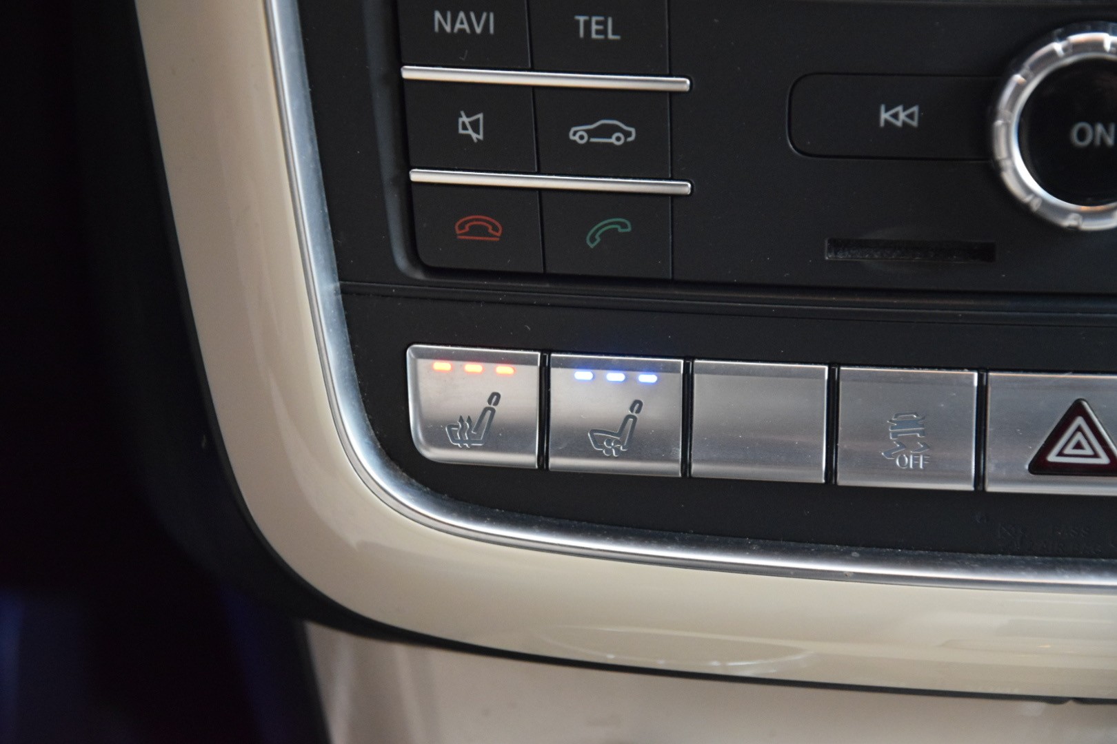 MERCEDES-BENZ G 63 AMG Speedshift Plus 7G-Tronic-image-26