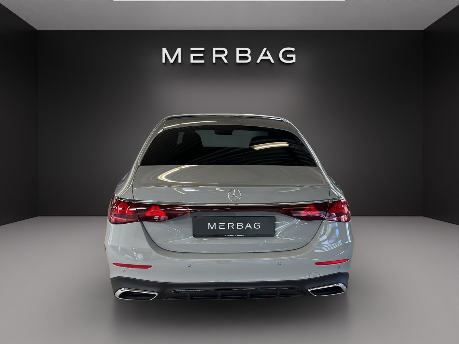 MERCEDES-BENZ E 220 d 4Matic 9G-Tronic-image-3