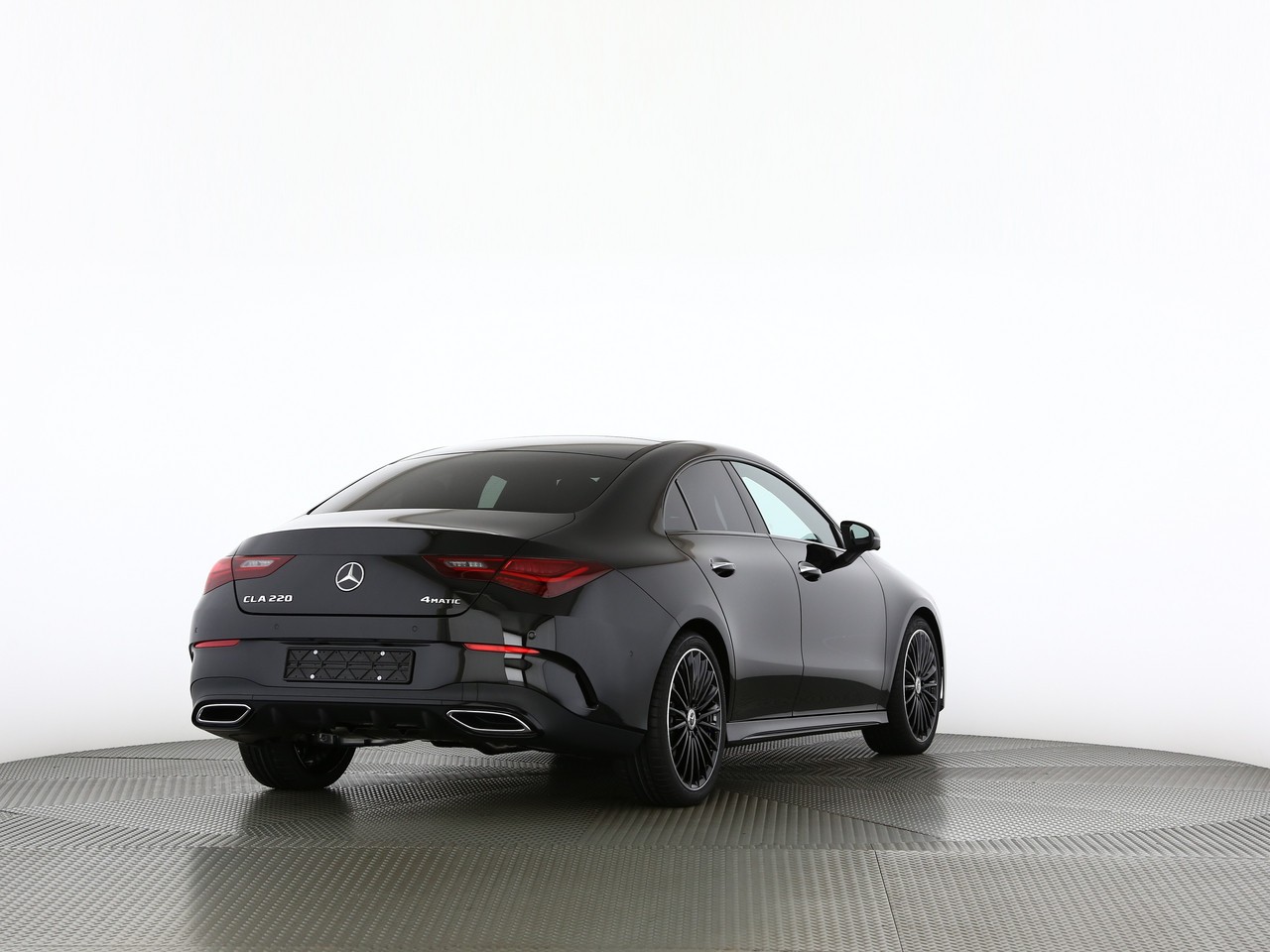 MERCEDES-BENZ CLA 220 4Matic 8G-DCT-image-2