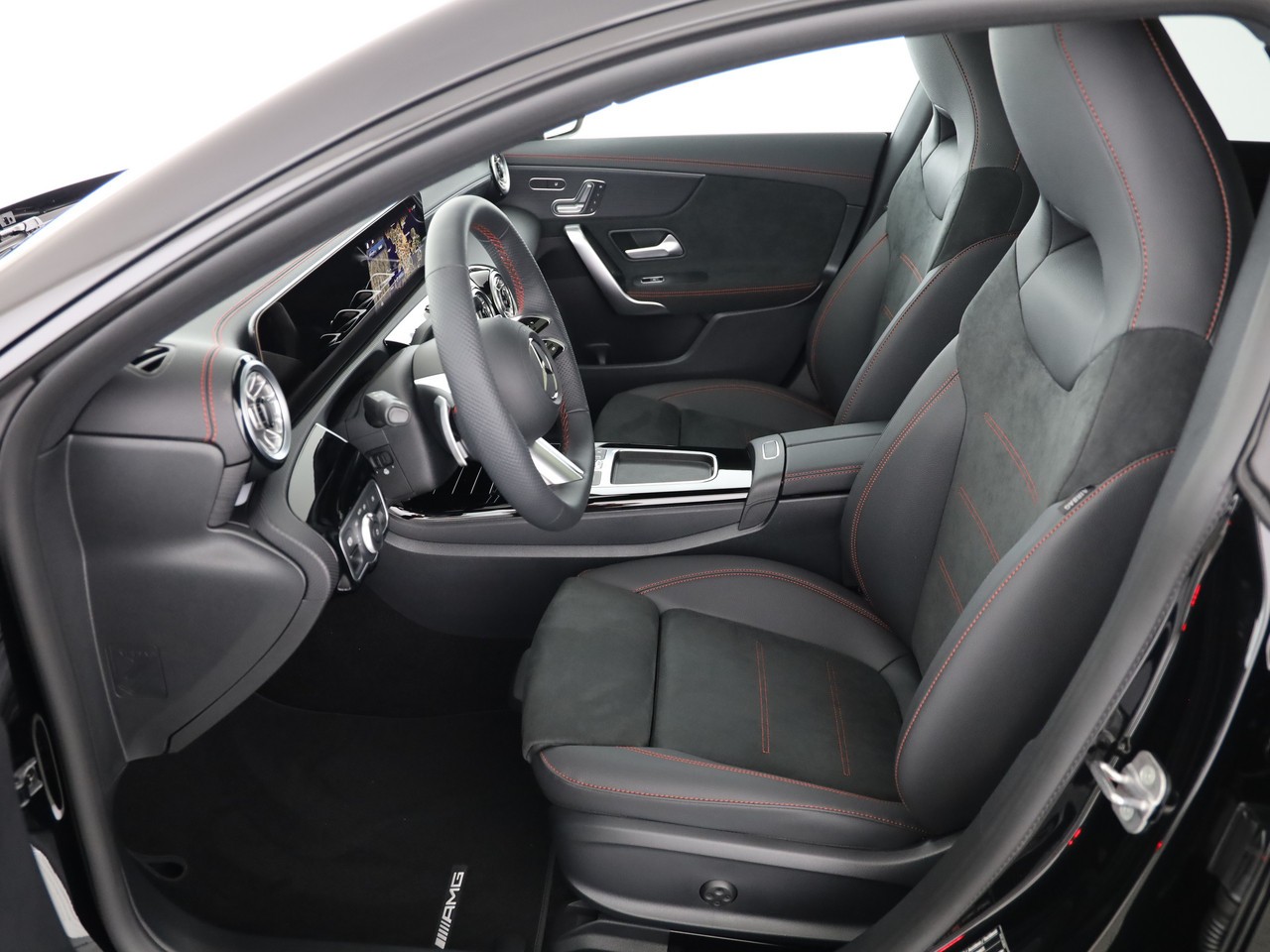 MERCEDES-BENZ CLA 220 4Matic 8G-DCT-image-3