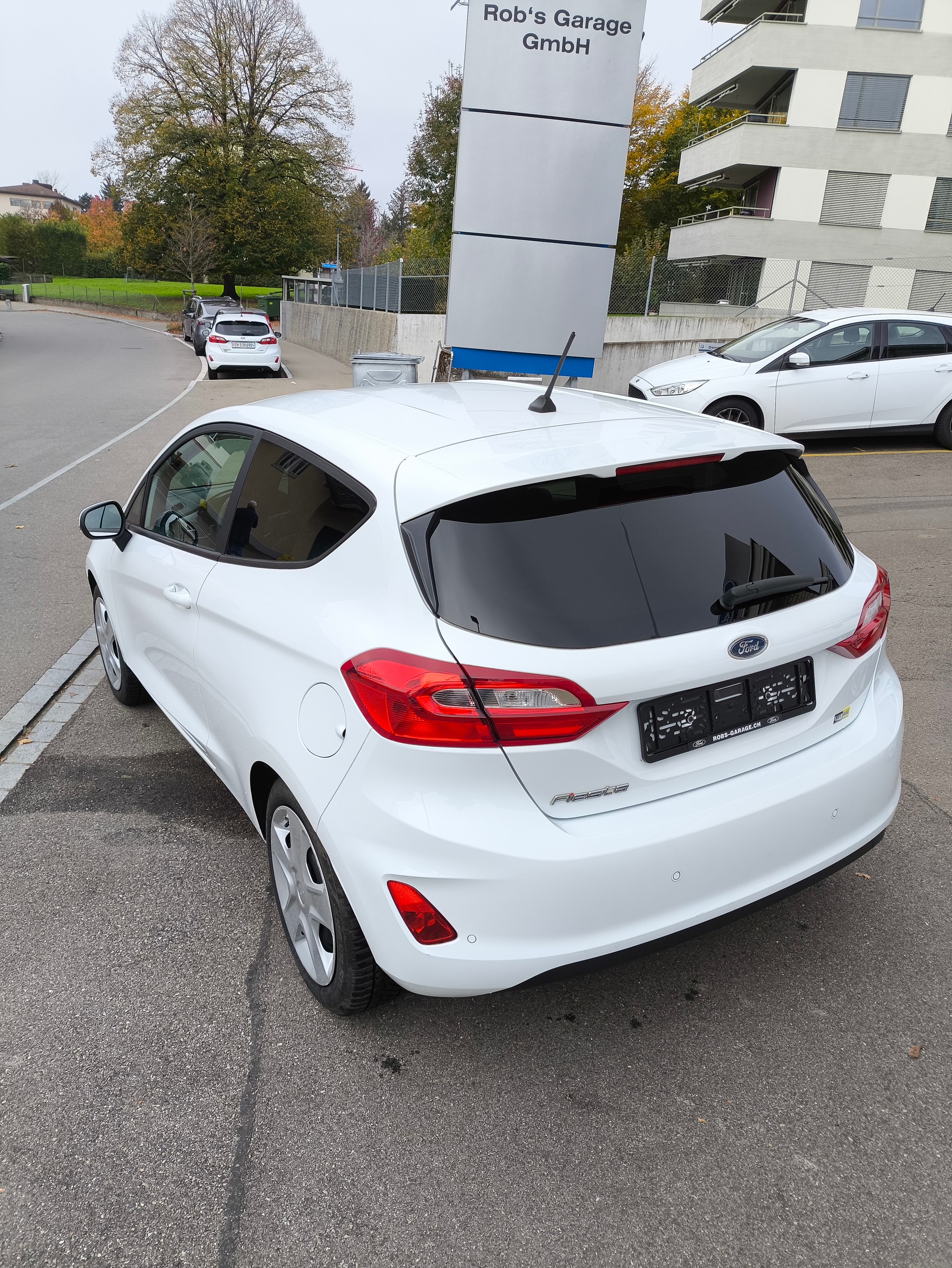 FORD Fiesta 1.0 SCTi Trend-image-1
