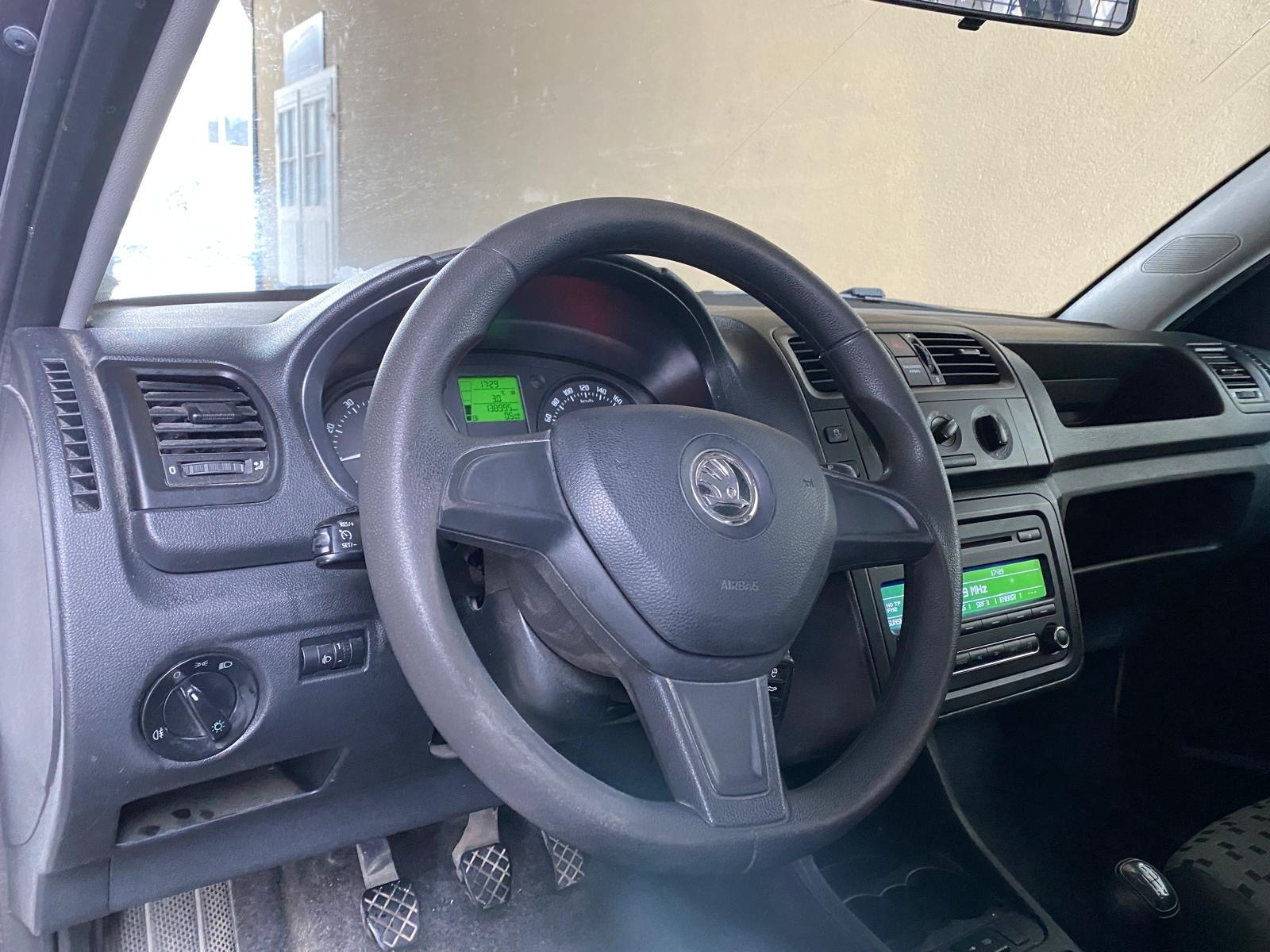 SKODA Praktik 1.2 HTP-image-14