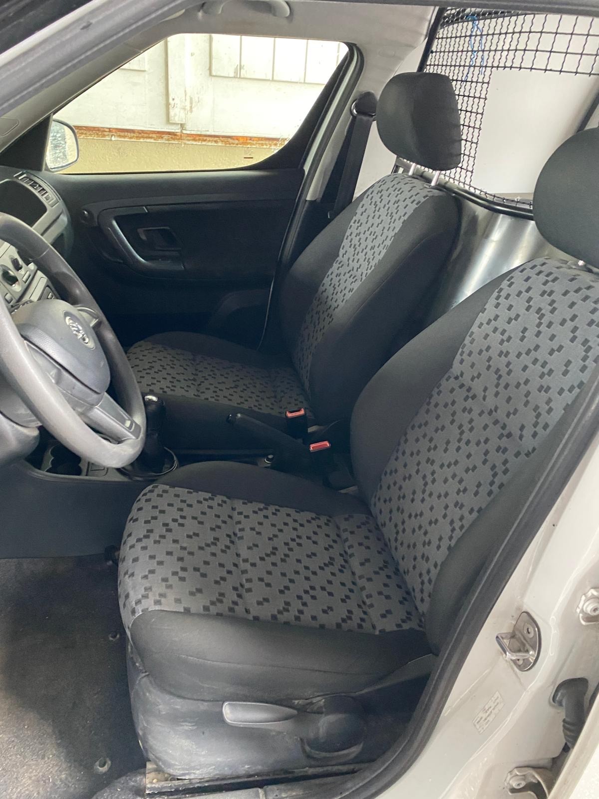 SKODA Praktik 1.2 HTP-image-9