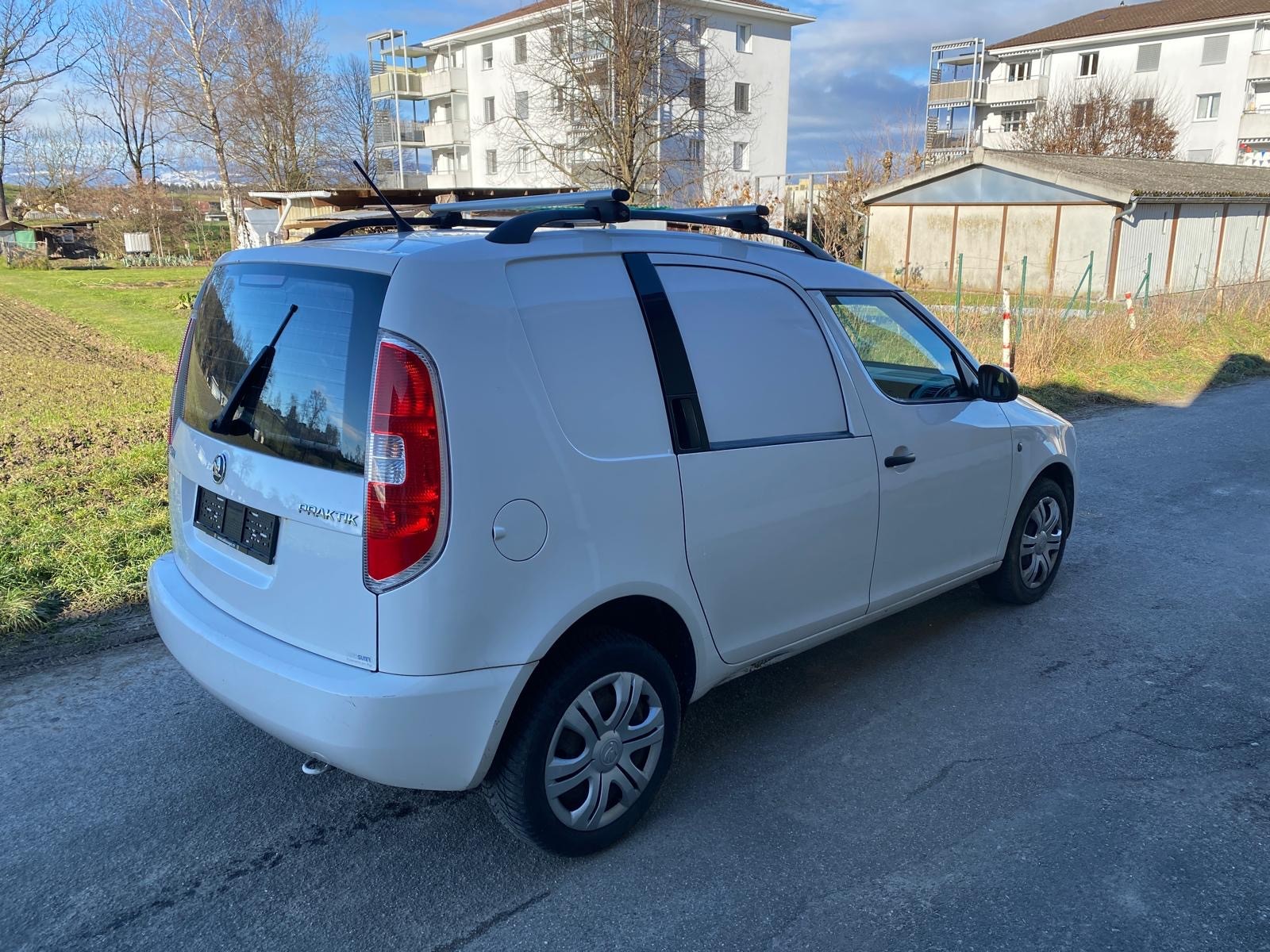 SKODA Praktik 1.2 HTP-image-3