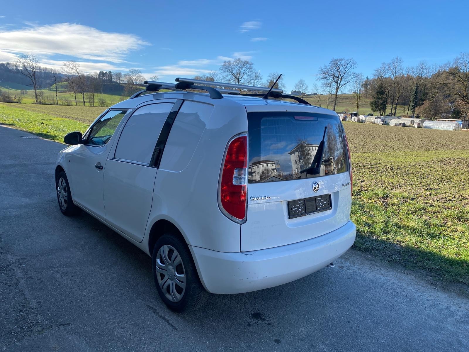 SKODA Praktik 1.2 HTP-image-4