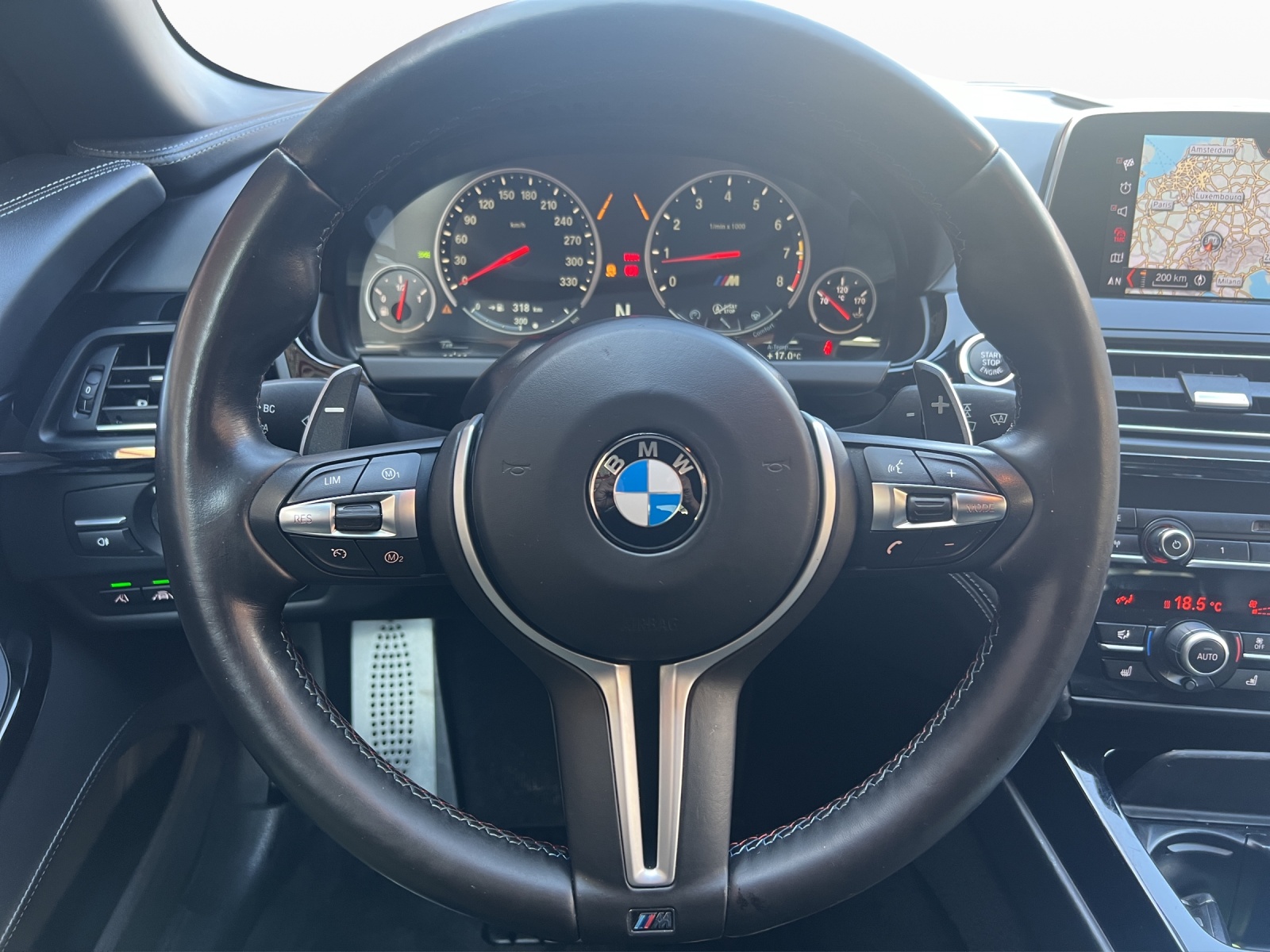 BMW M6 Cabrio Competition Drivelogic-image-10