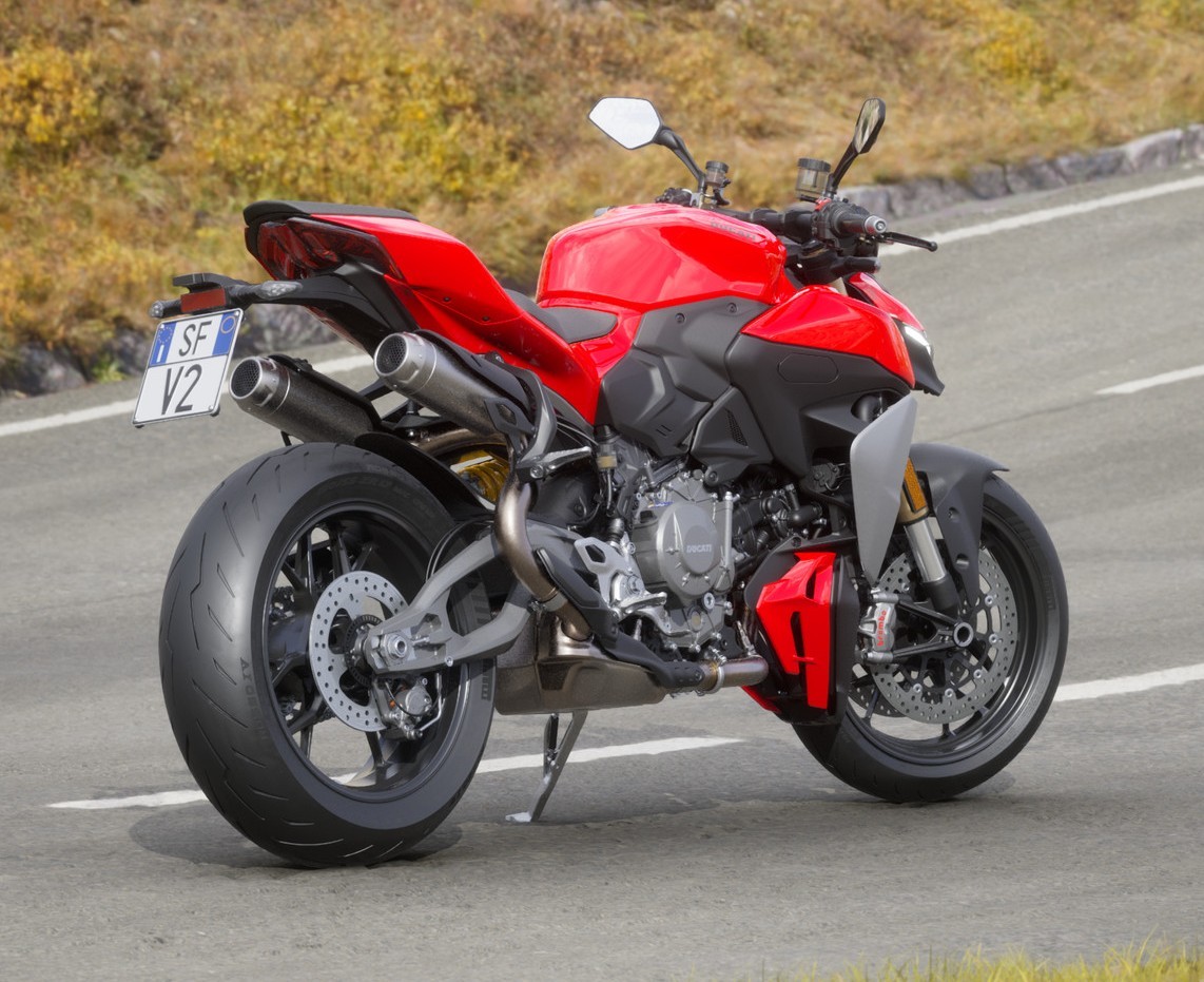 DUCATI STREETFIGHTER V2 35kW-showroom-element-3