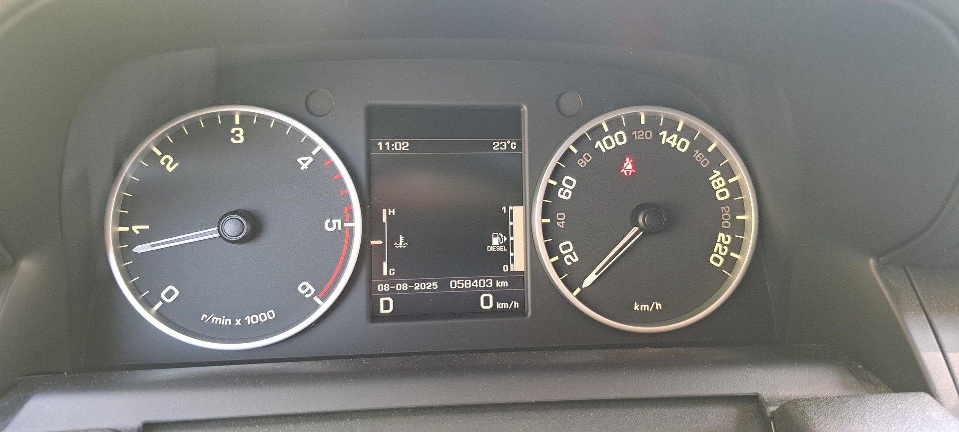 LAND ROVER Range Rover Sport 3.0 SDV6 HSE Automatic-image-5