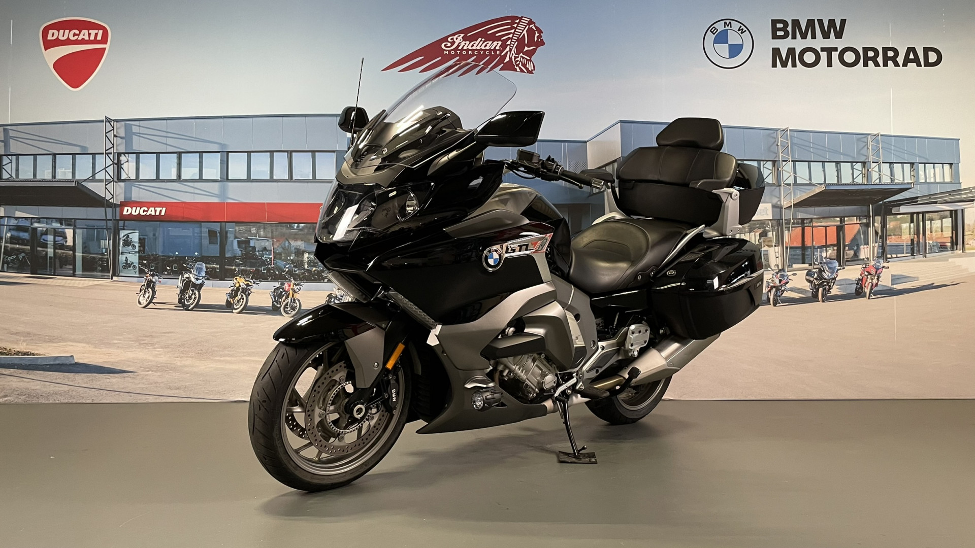 BMW K 1600 GTL-showroom-element-2