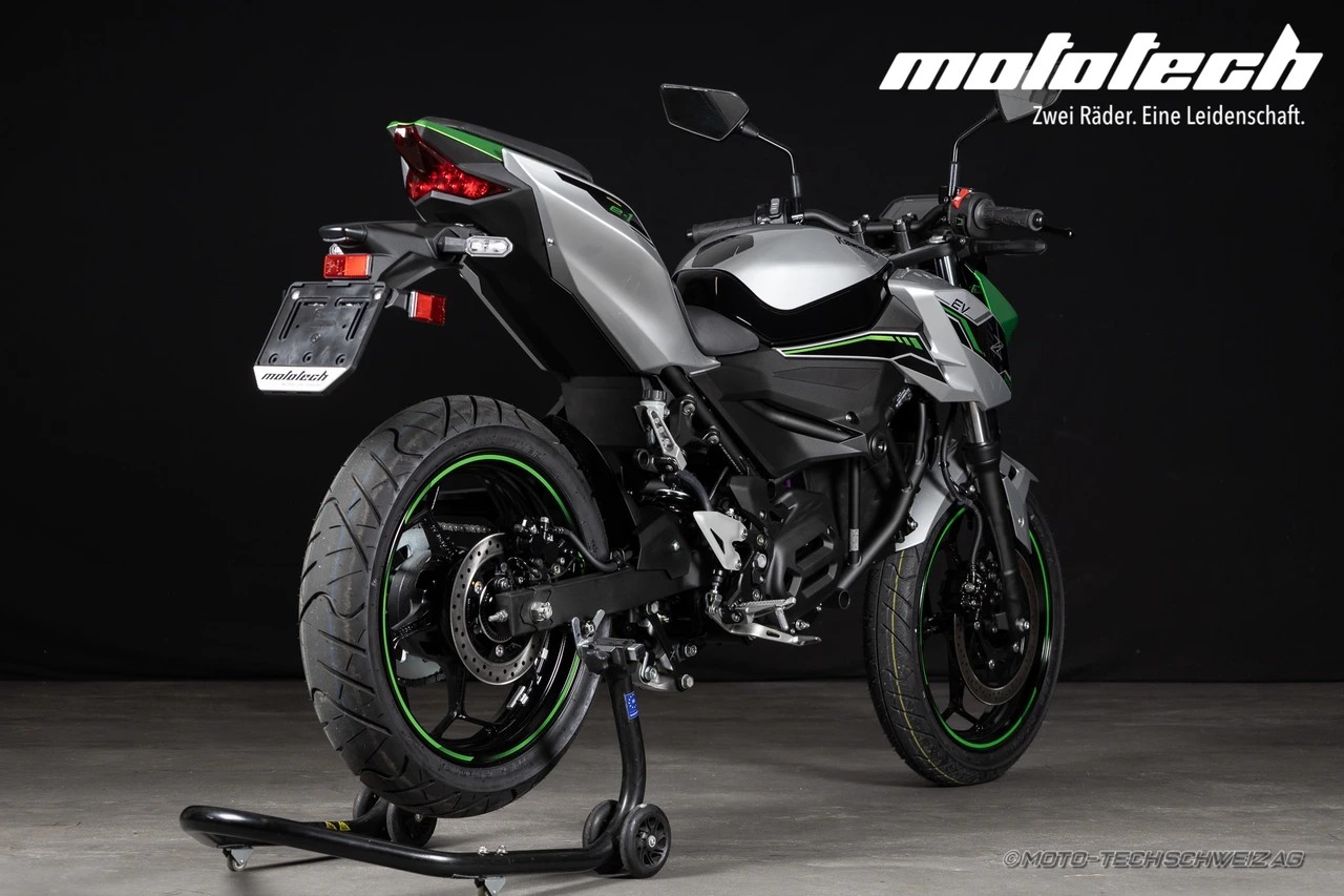 KAWASAKI Z E-1-showroom-element-2