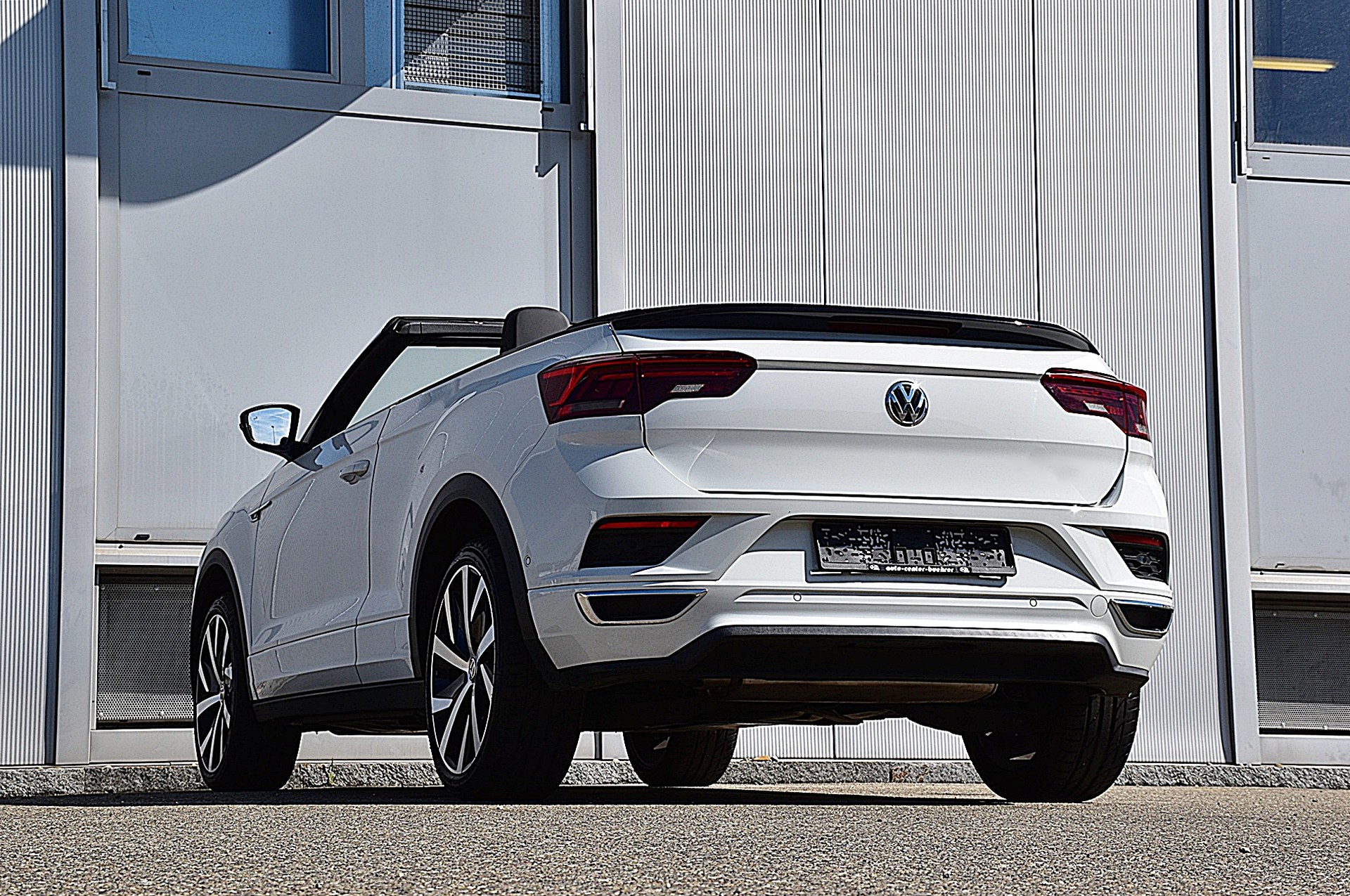 VW T-Roc 1.5 TSI EVO R-Line-image-5