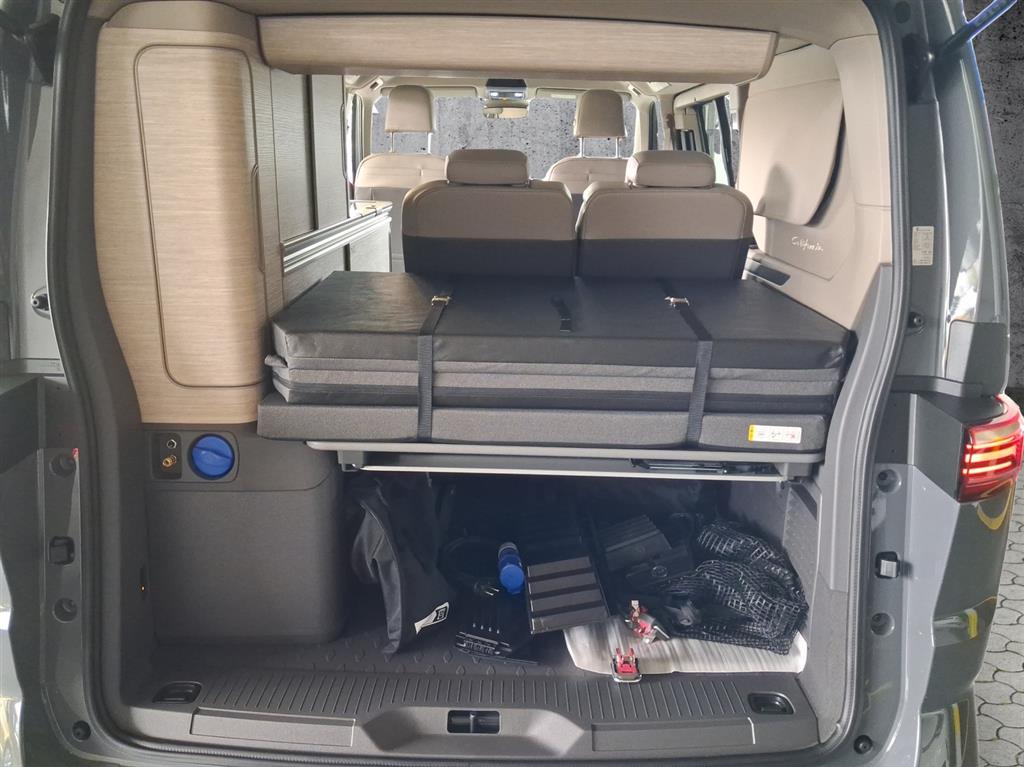 VW California eHybrid Ocean 4Motion-image-12