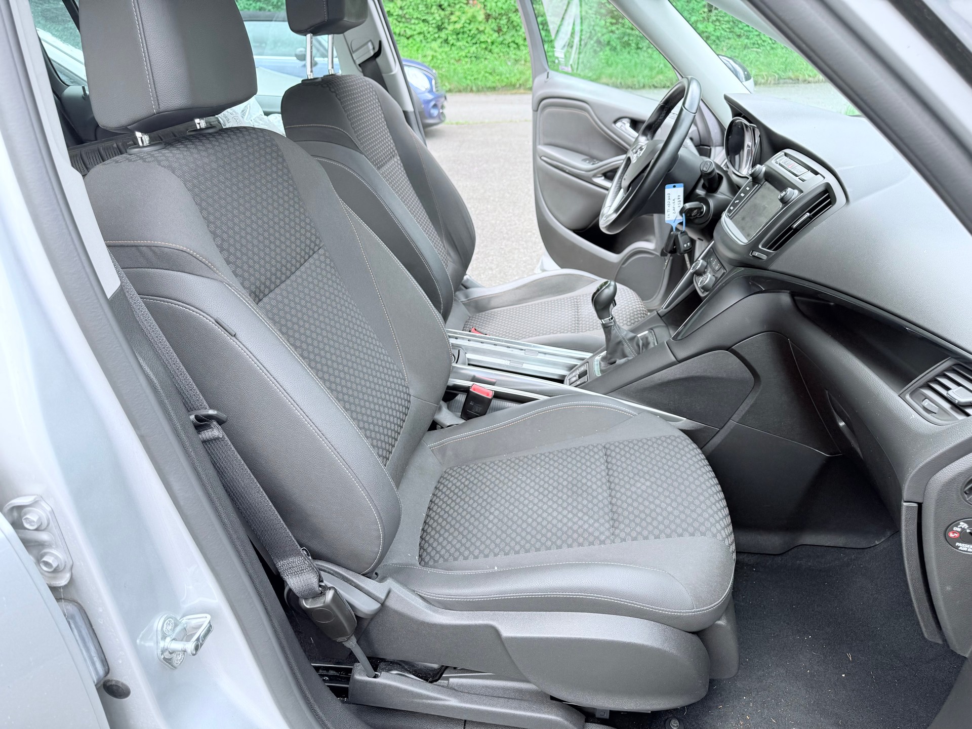 OPEL Zafira 1.6 CDTi Enjoy-image-12