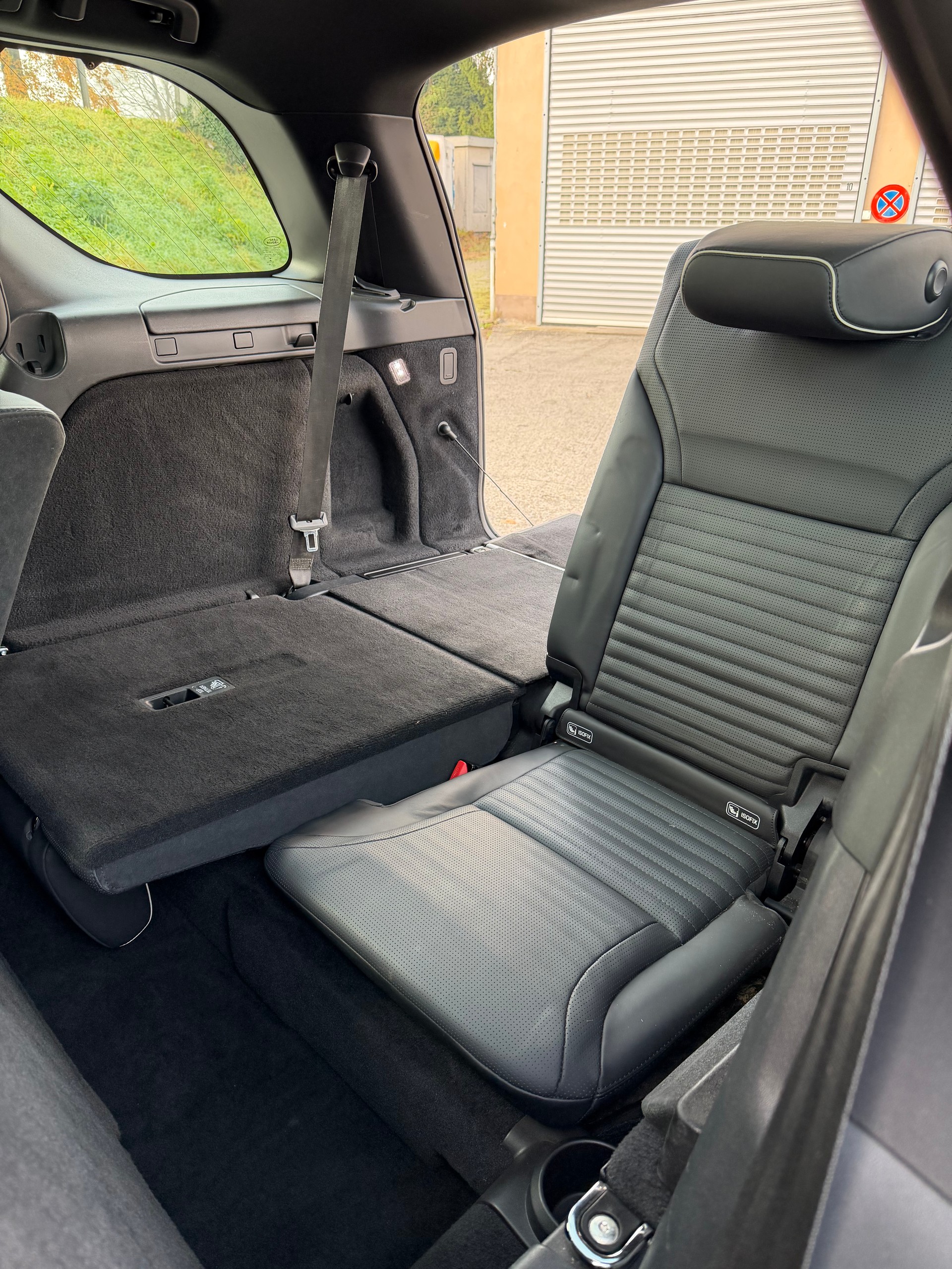 LAND ROVER Discovery 3.0 TD6 HSE Automatic-image-13