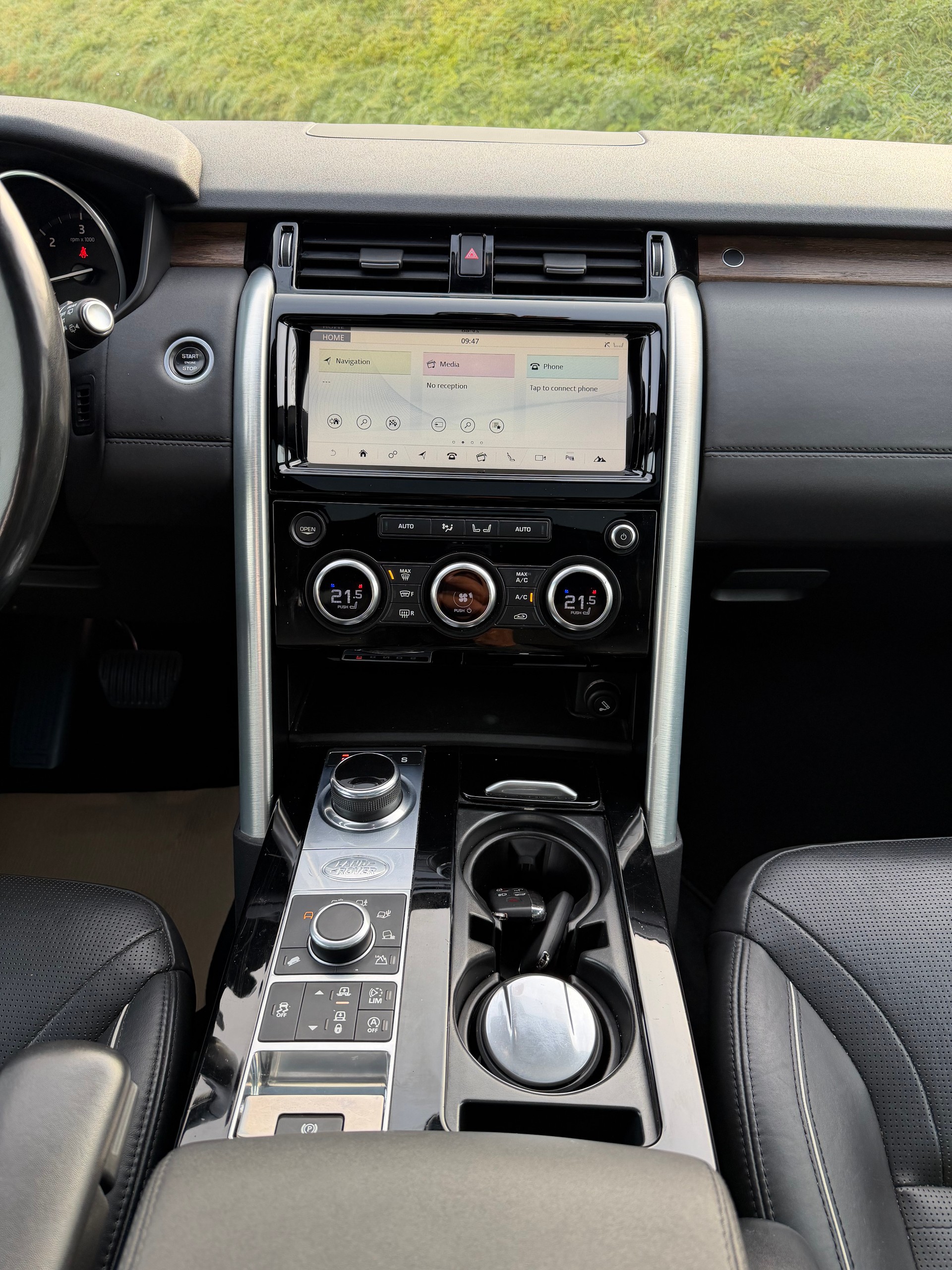 LAND ROVER Discovery 3.0 TD6 HSE Automatic-image-10