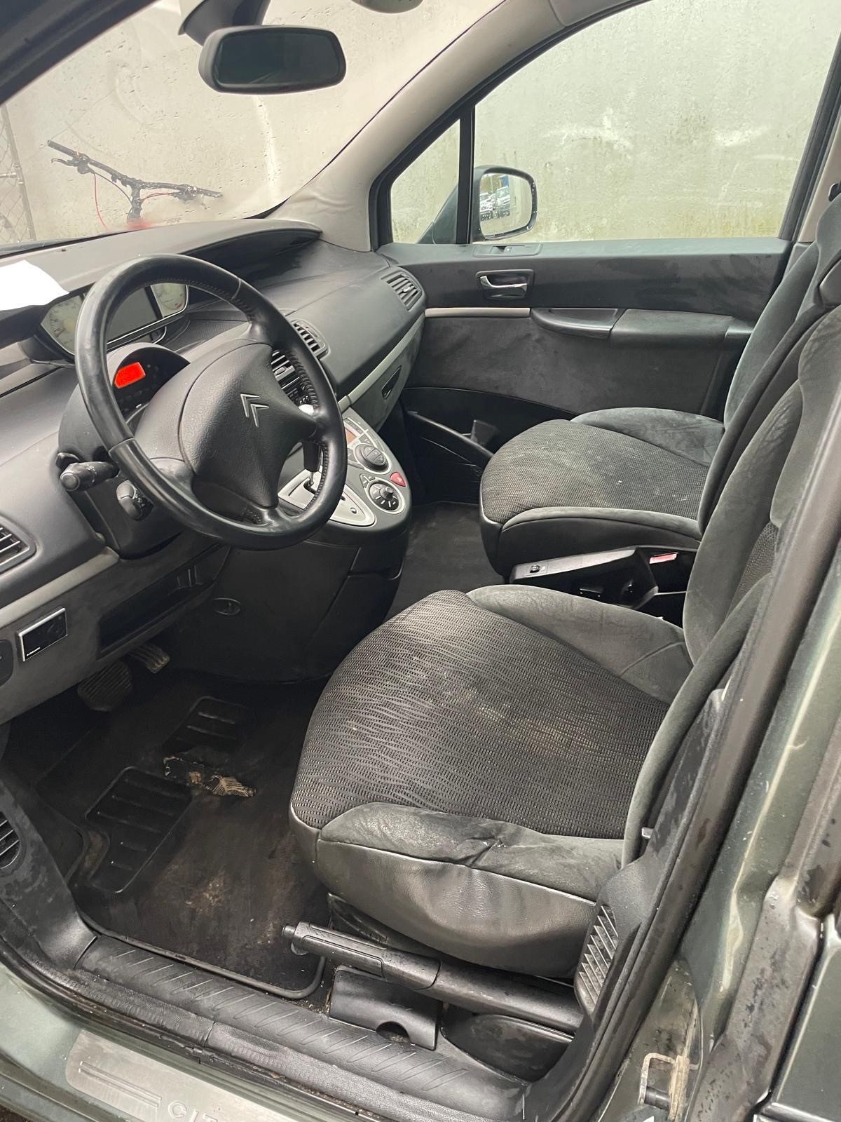 CITROEN C8 2.0 16V HDi Exclusive Automatic-image-4