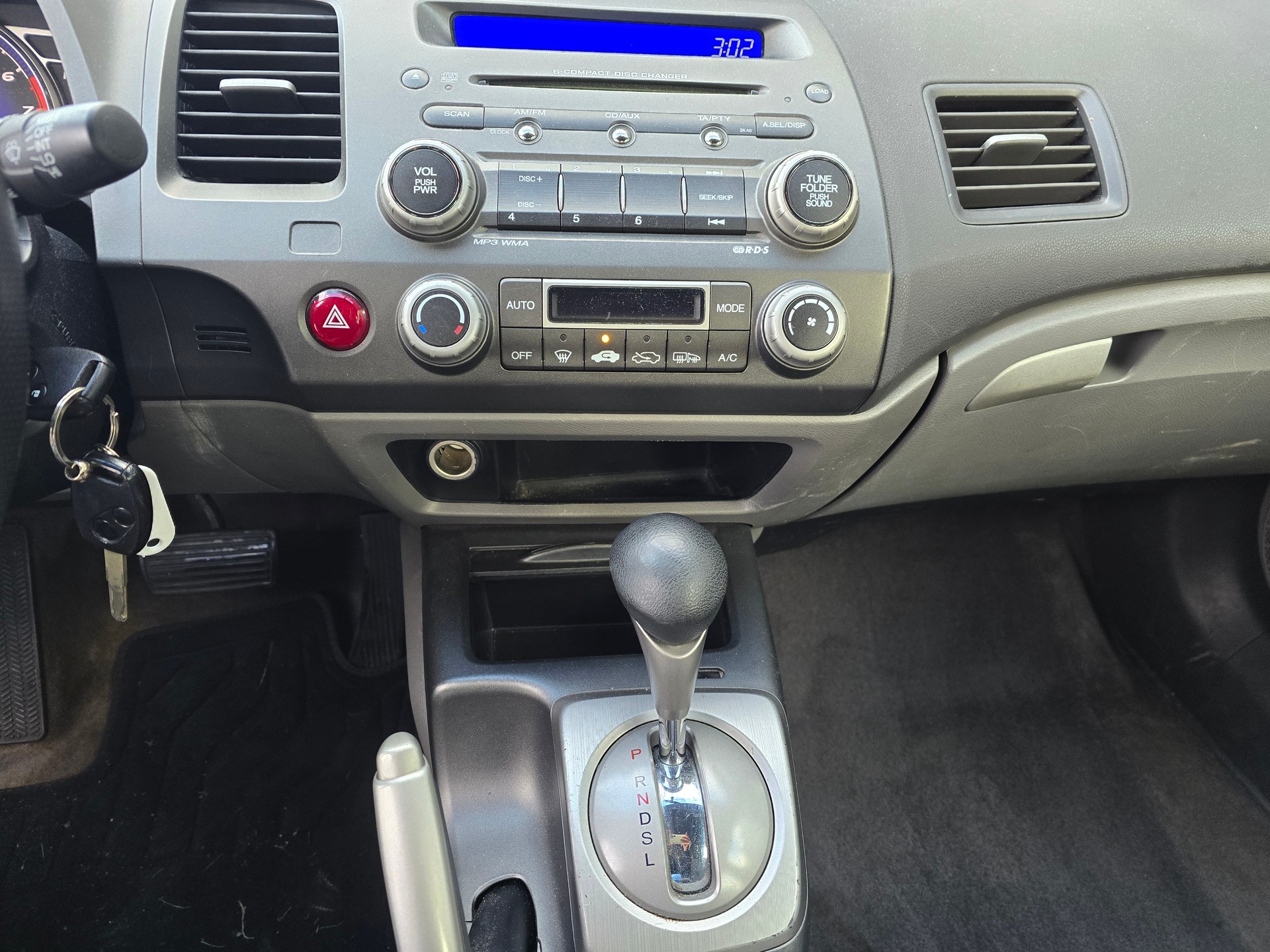 HONDA Civic 1.3 iDSi IMA Hybrid-image-11