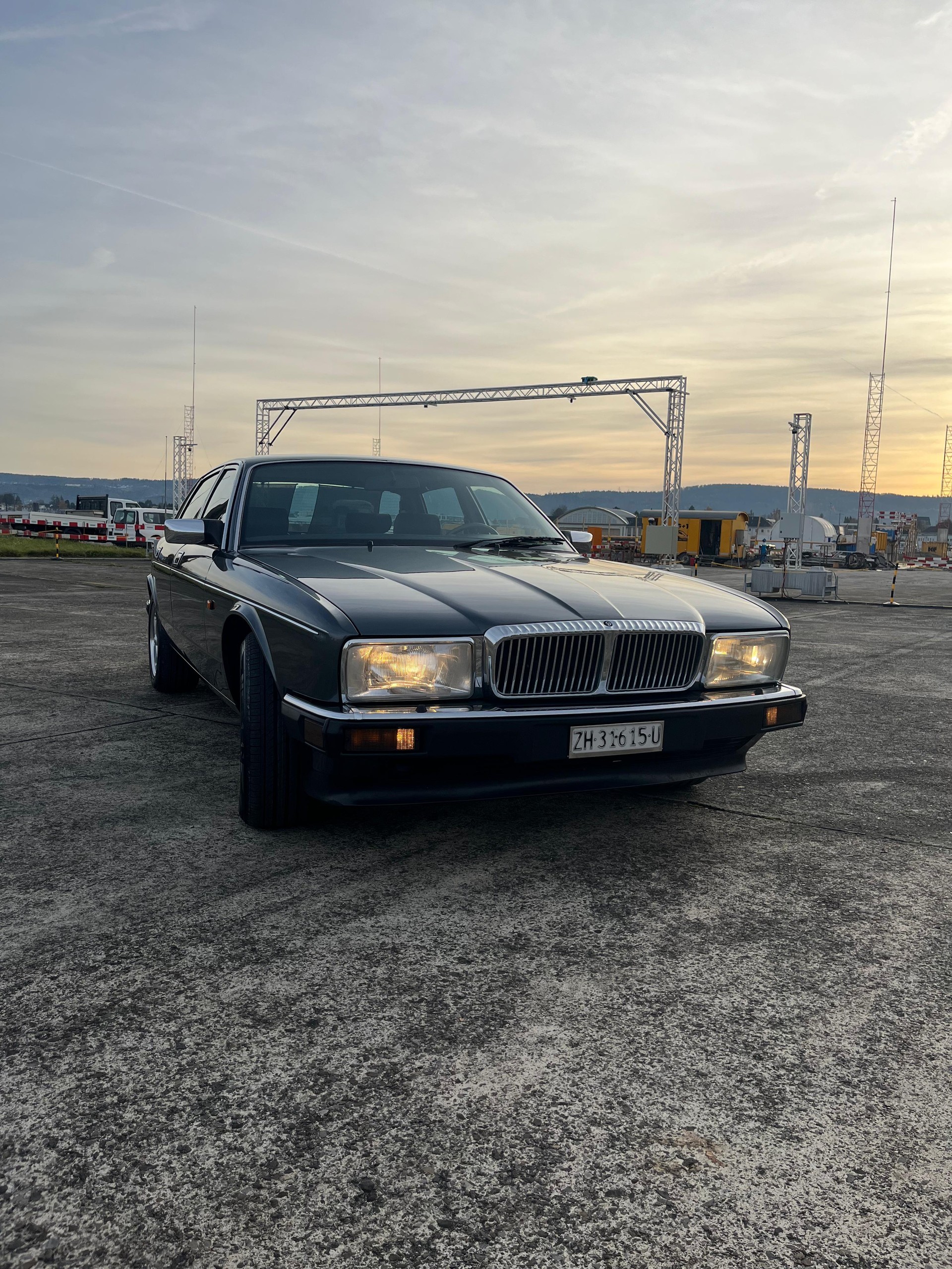 DAIMLER SIX 4.0-image-19