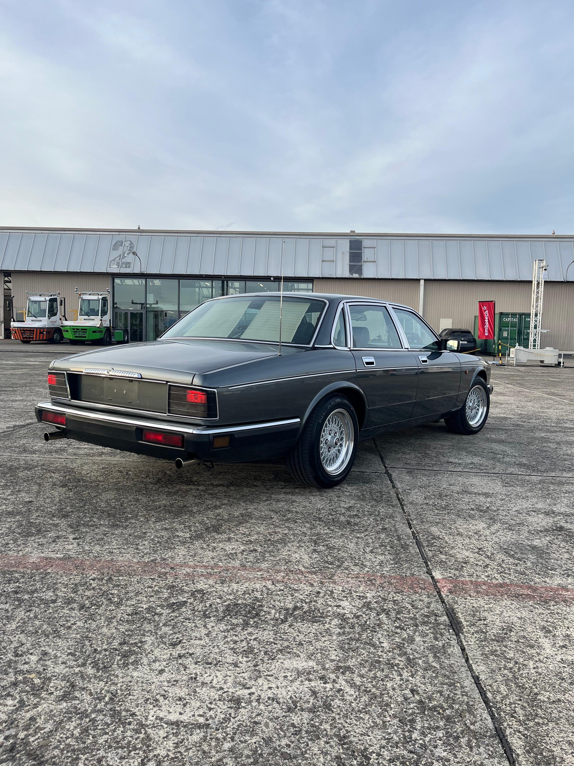 DAIMLER SIX 4.0-image-15