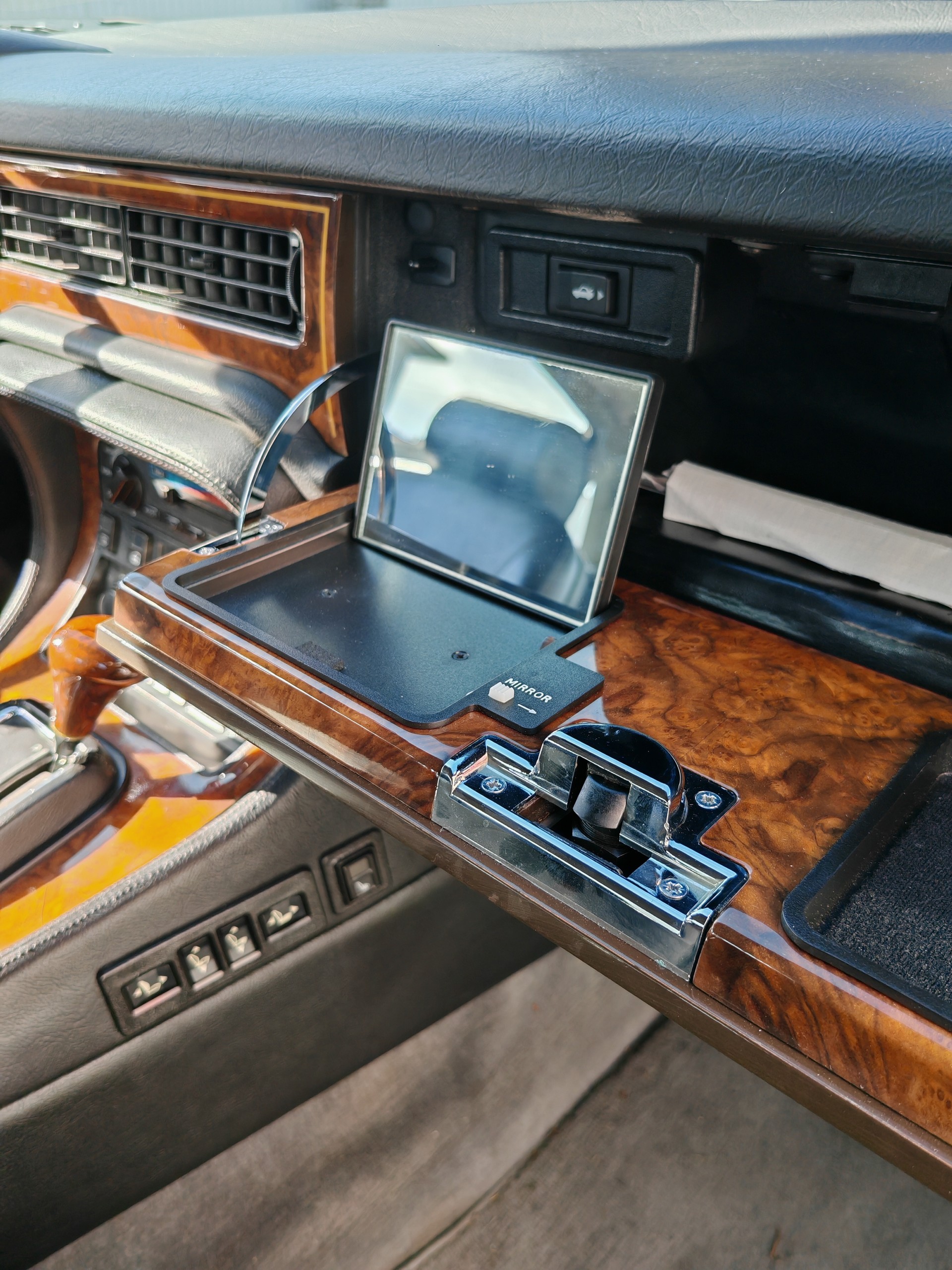 DAIMLER SIX 4.0-image-1