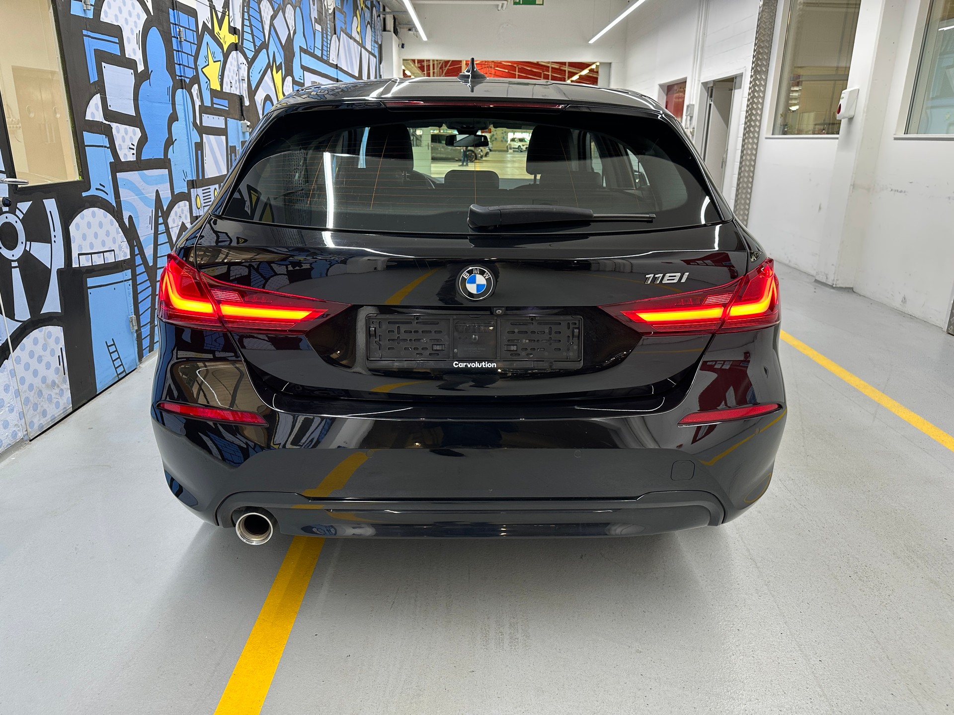 BMW 118i Sport Line Steptronic-image-4