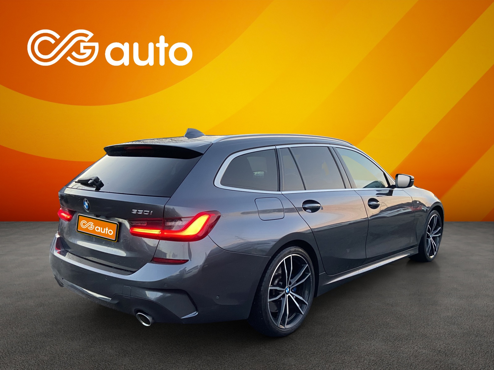 BMW 330i Touring xDrive Steptronic M Sport-image-6