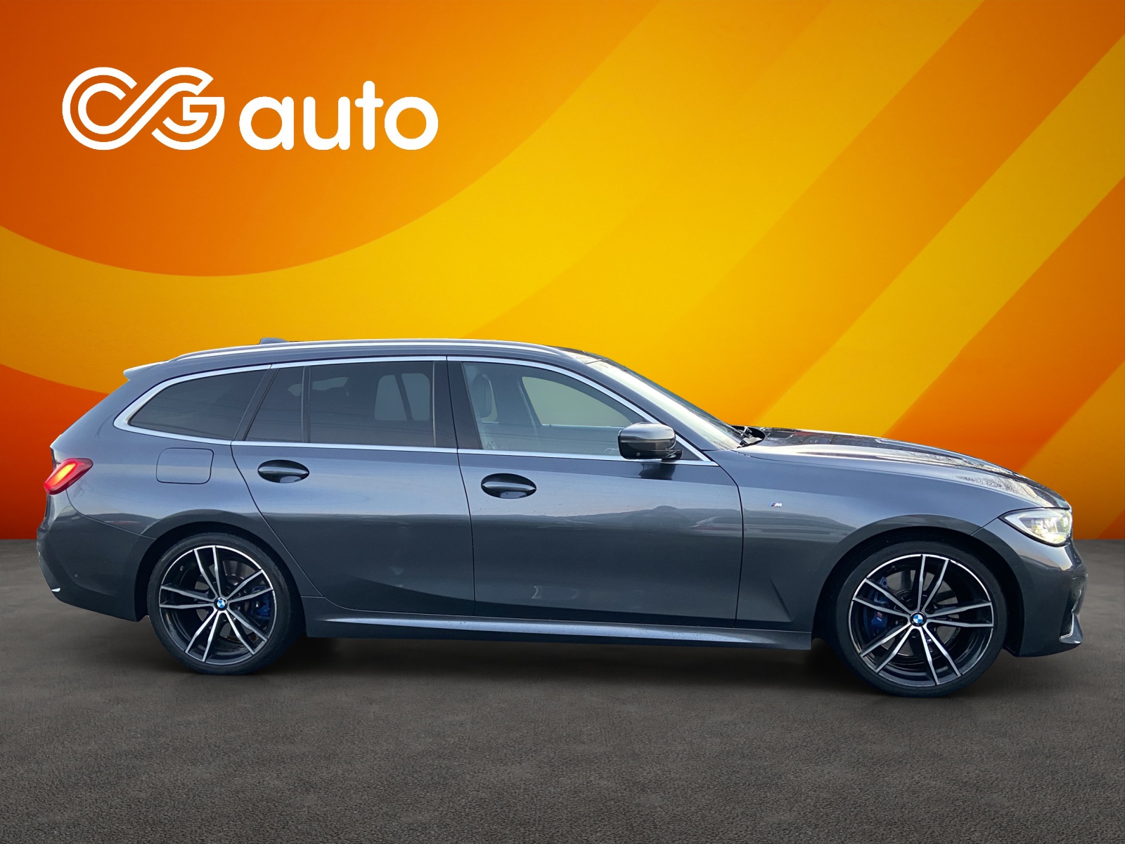 BMW 330i Touring xDrive Steptronic M Sport-image-4