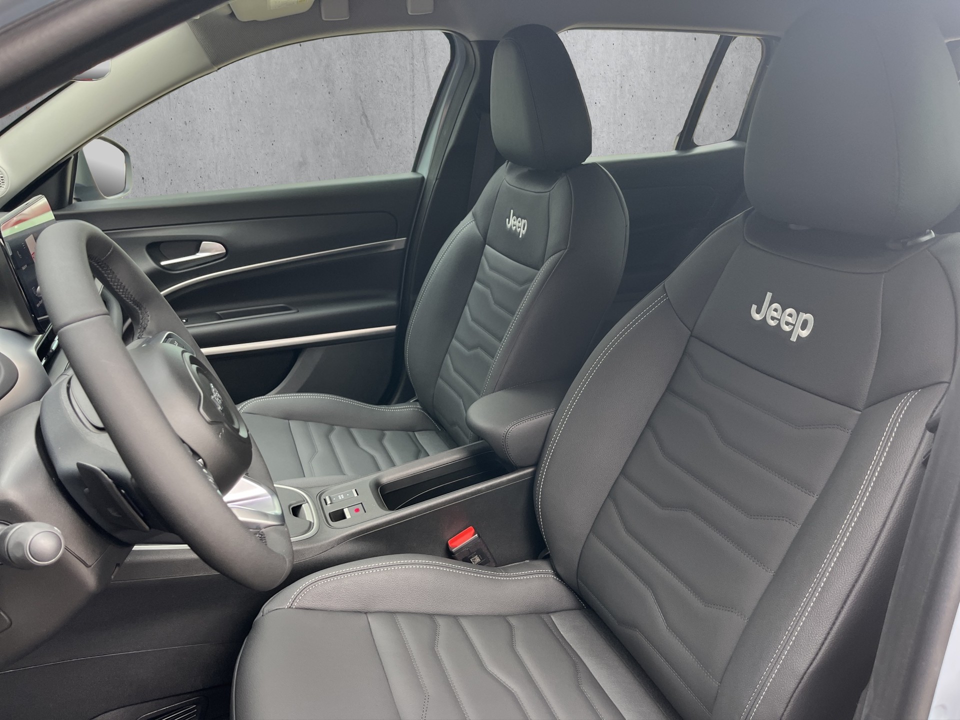 JEEP Avenger 1.2 MHEV Summit-image-13