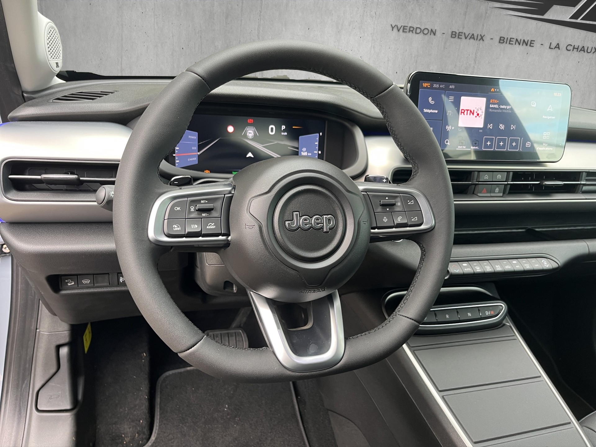 JEEP Avenger 1.2 MHEV Summit-image-8