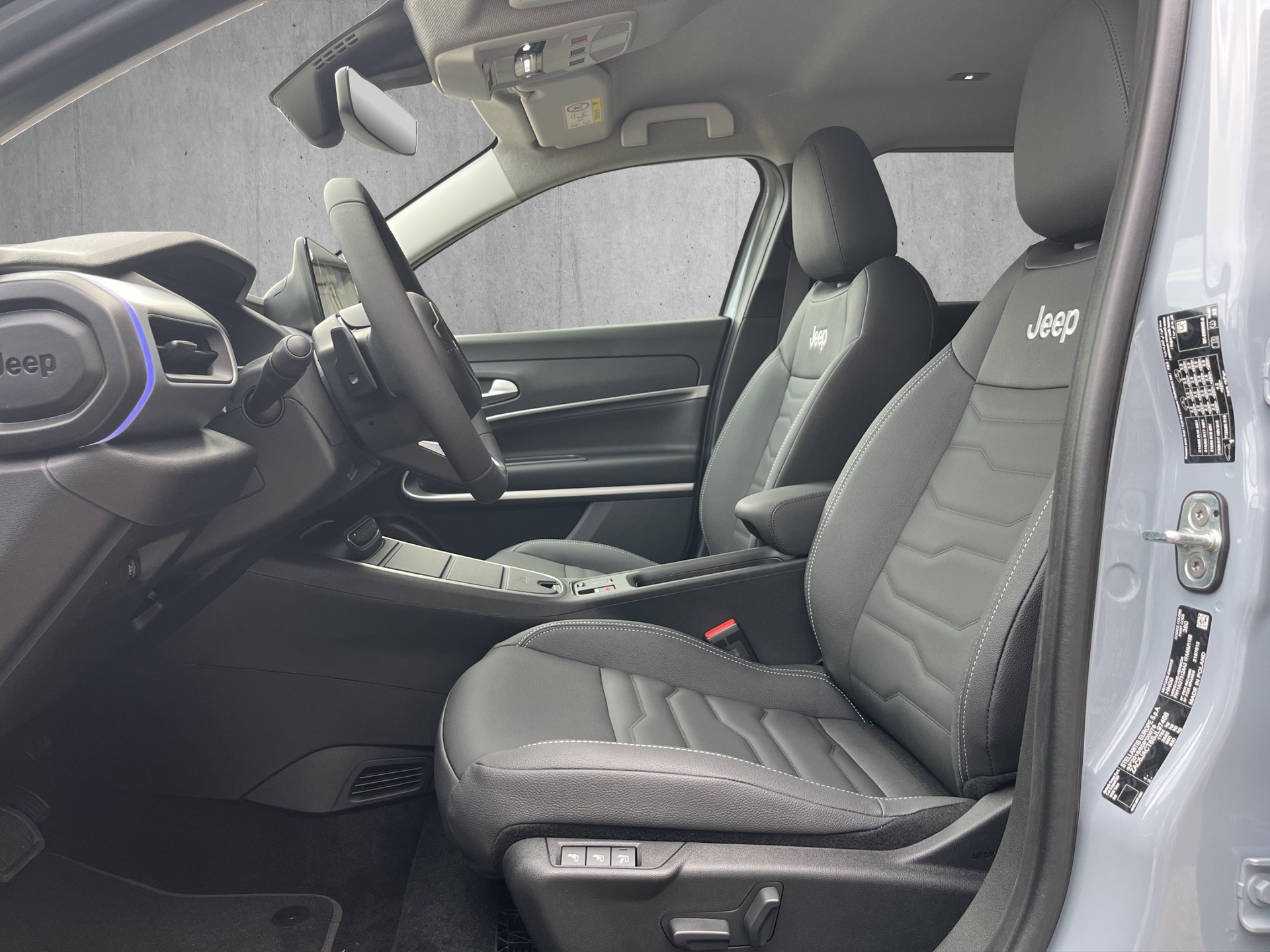 JEEP Avenger 1.2 MHEV Summit-image-7
