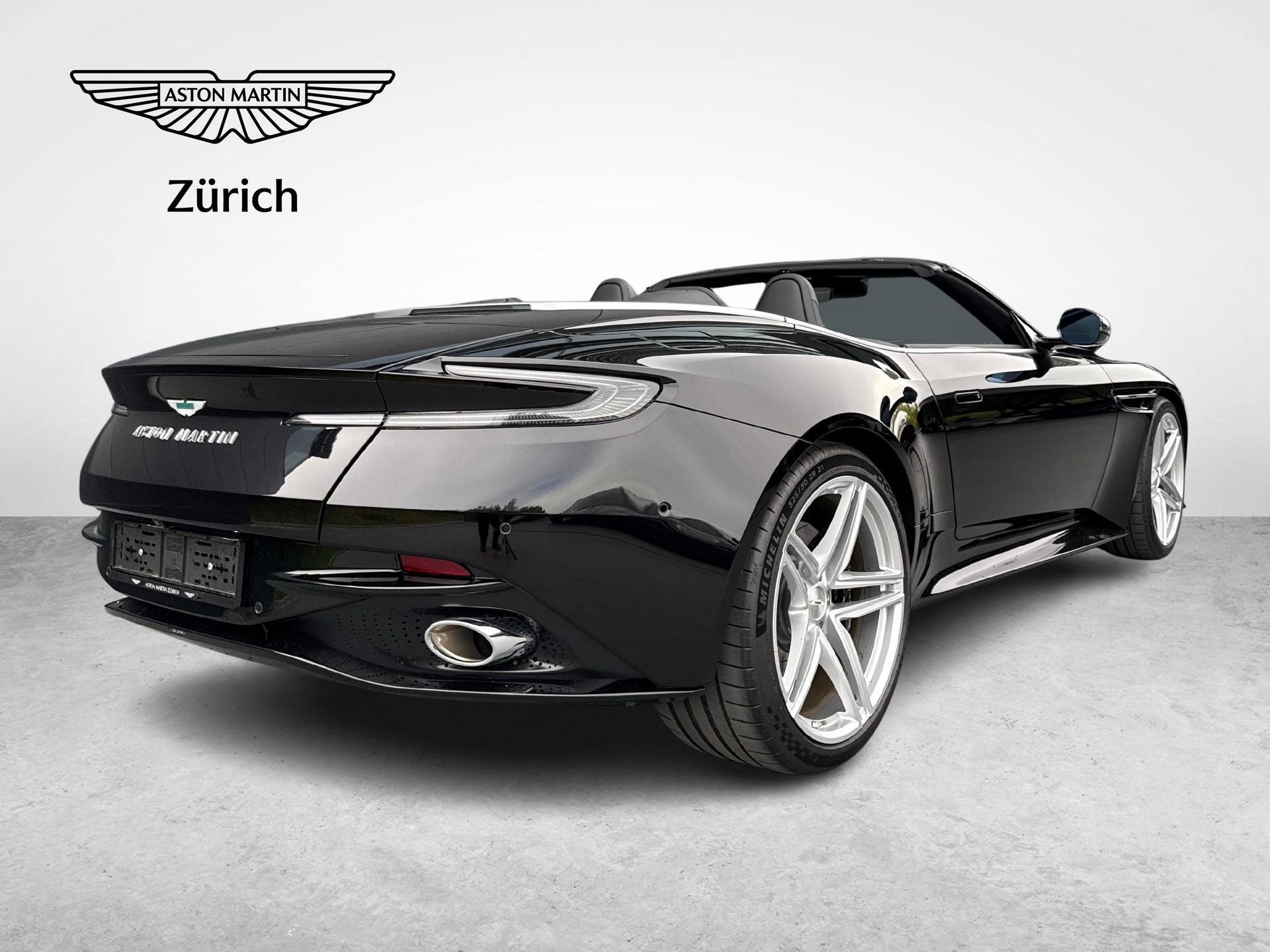 ASTON MARTIN DB12 Volante 4.0 V8 Bi-Turbo-image-4