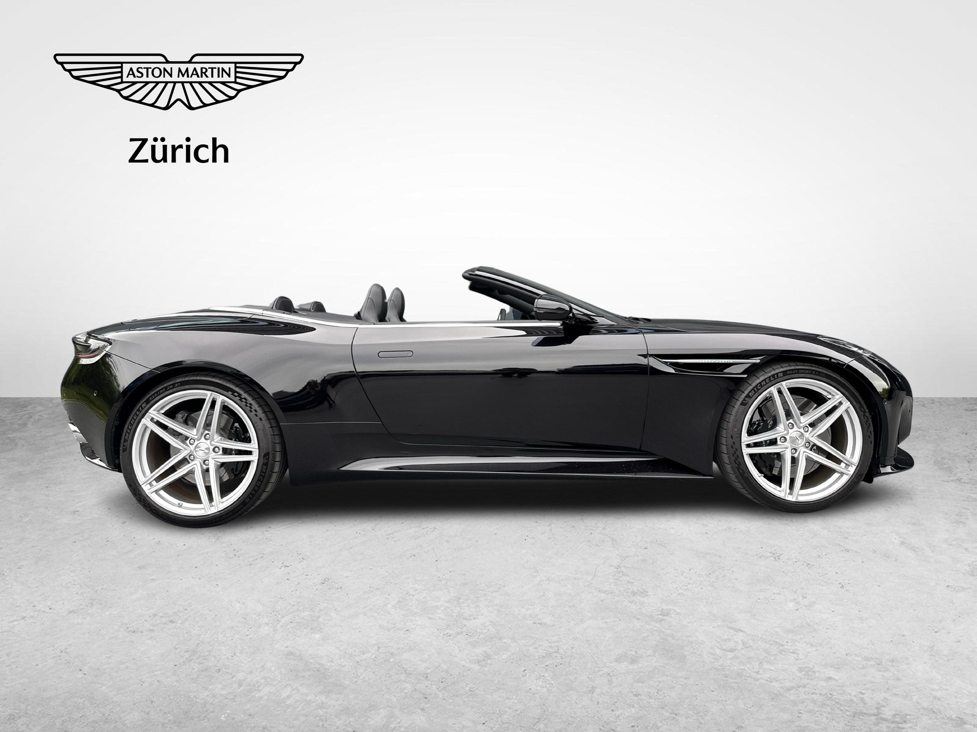 ASTON MARTIN DB12 Volante 4.0 V8 Bi-Turbo-showroom-element-1