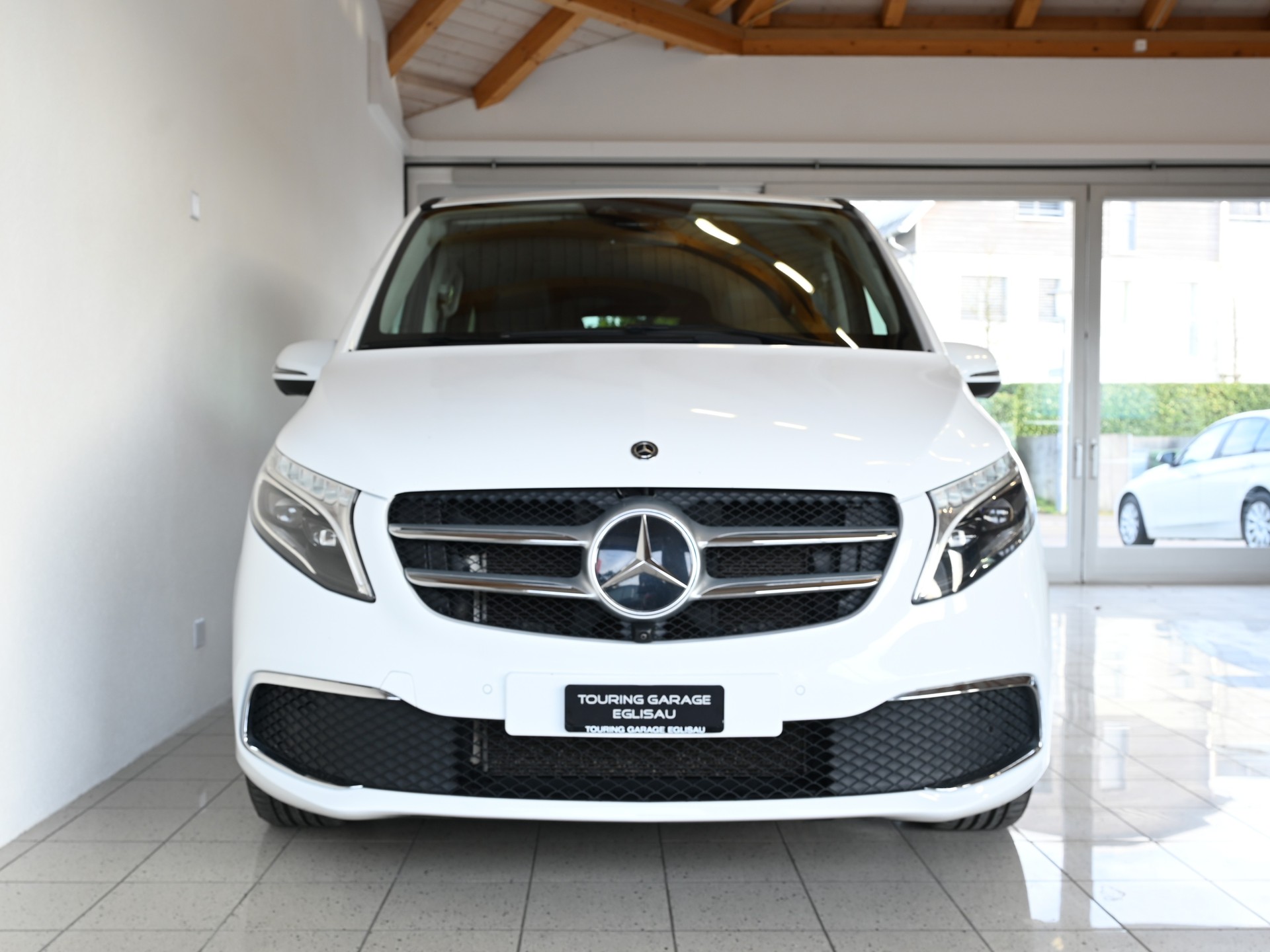 MERCEDES-BENZ V 300 d Avantgarde kurz 4matic Van-showroom-element-2