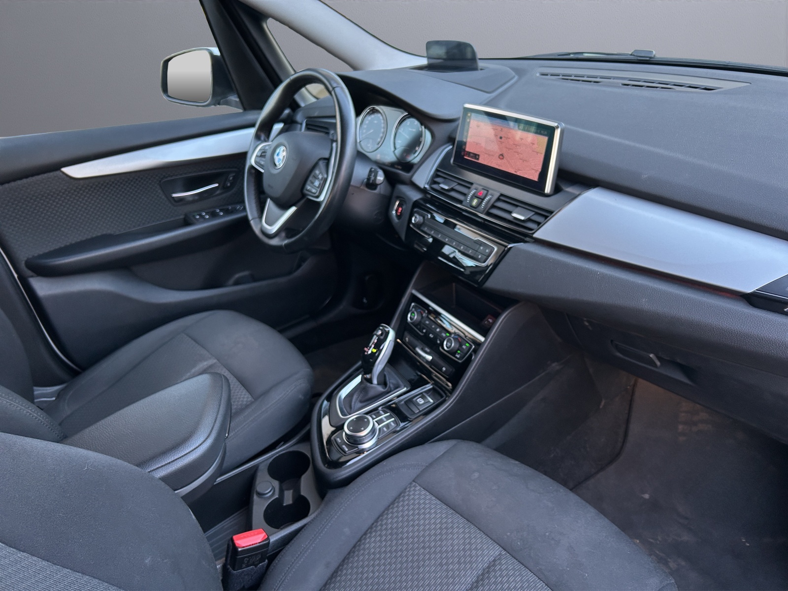 BMW 218d xDrive Gran Tourer Steptronic-image-28