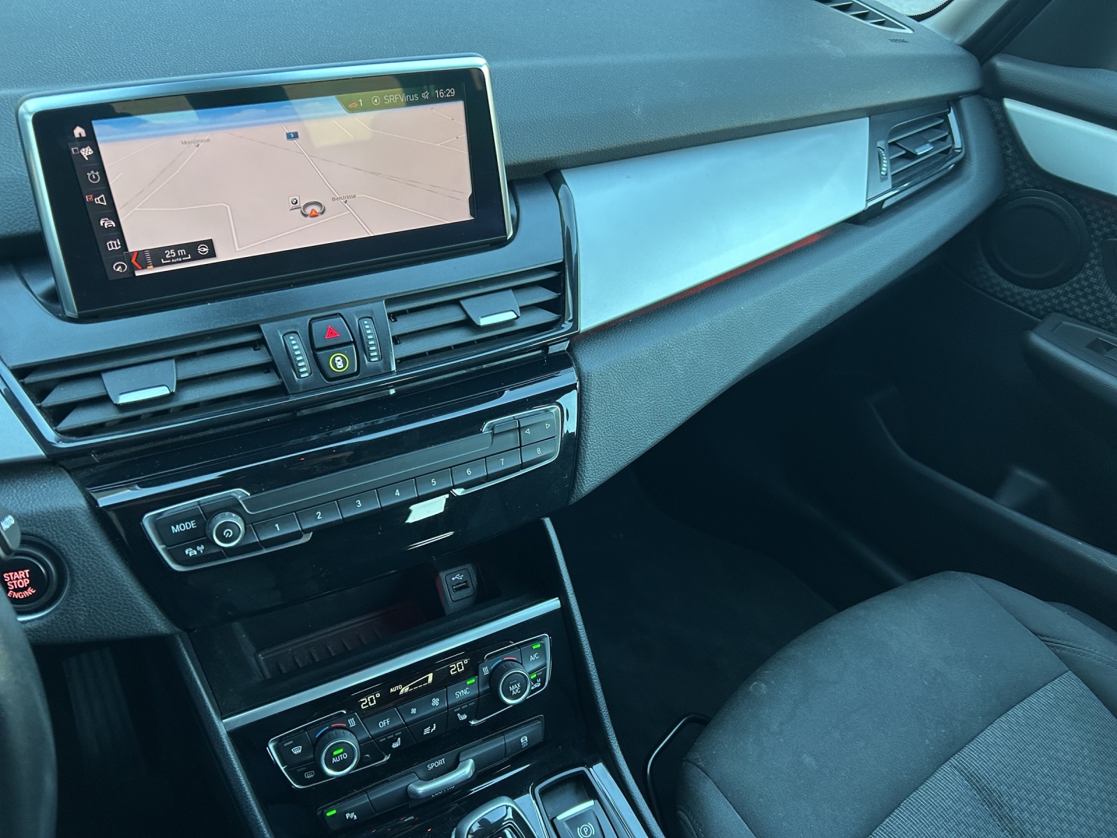 BMW 218d xDrive Gran Tourer Steptronic-image-17