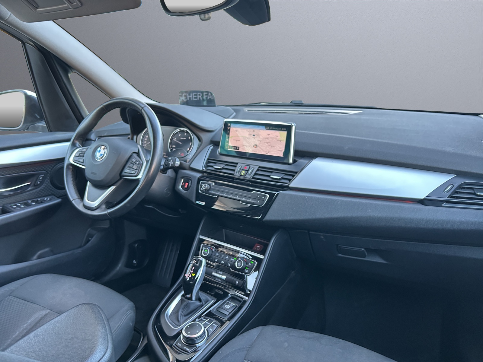 BMW 218d xDrive Gran Tourer Steptronic-image-29