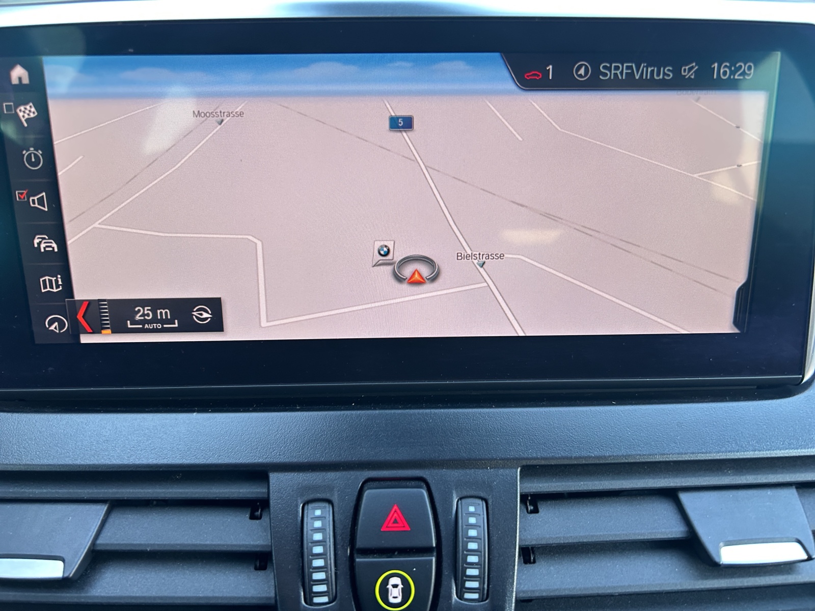 BMW 218d xDrive Gran Tourer Steptronic-image-16
