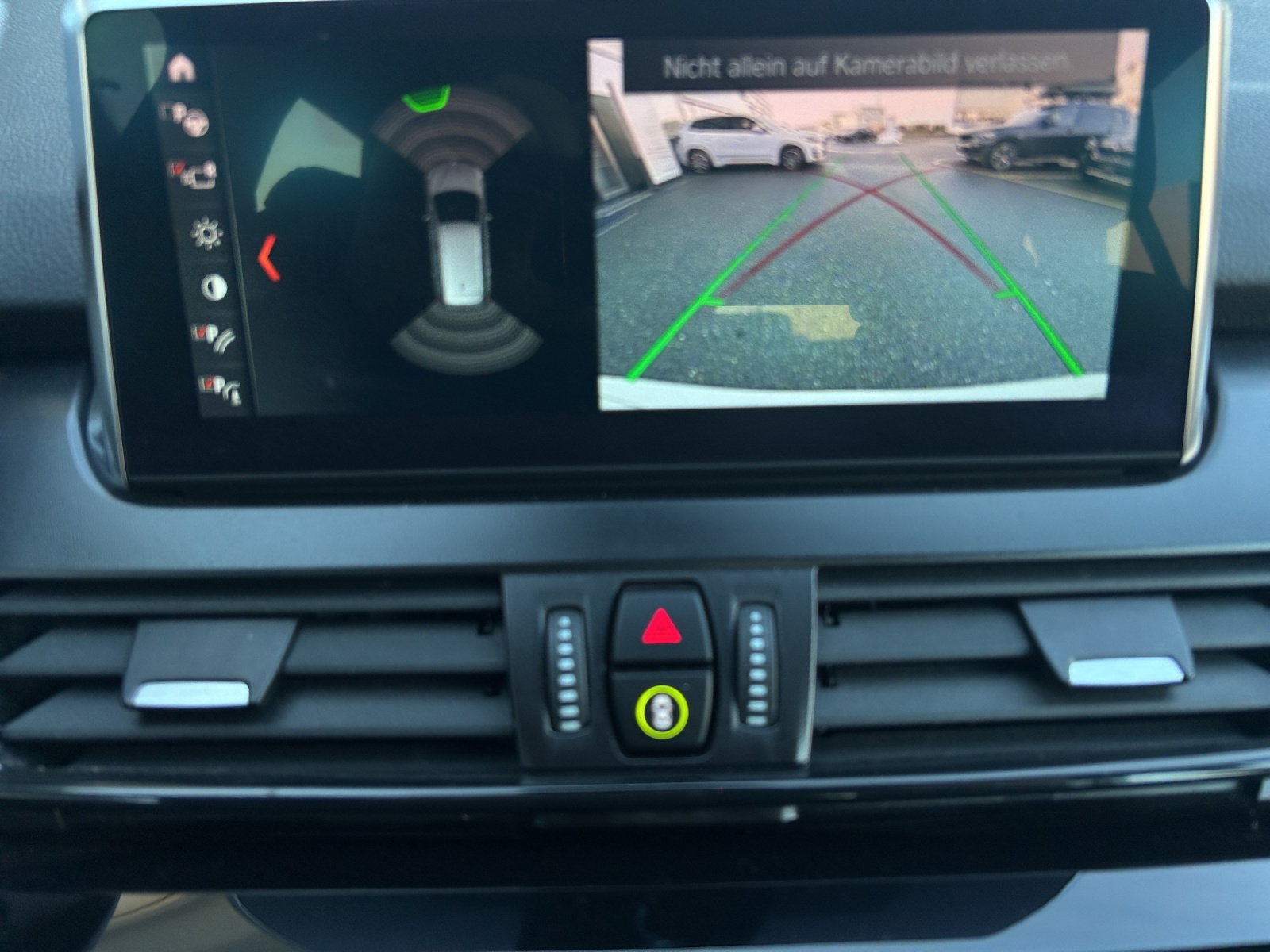 BMW 218d xDrive Gran Tourer Steptronic-image-15