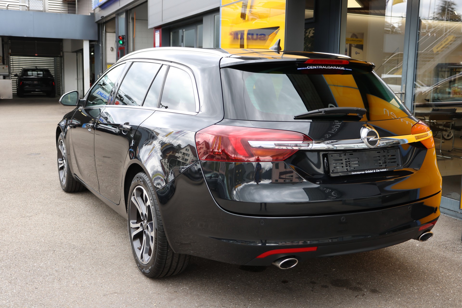 OPEL Insignia Sports Tourer 2.0 CDTI Cosmo Automatic-showroom-element-2