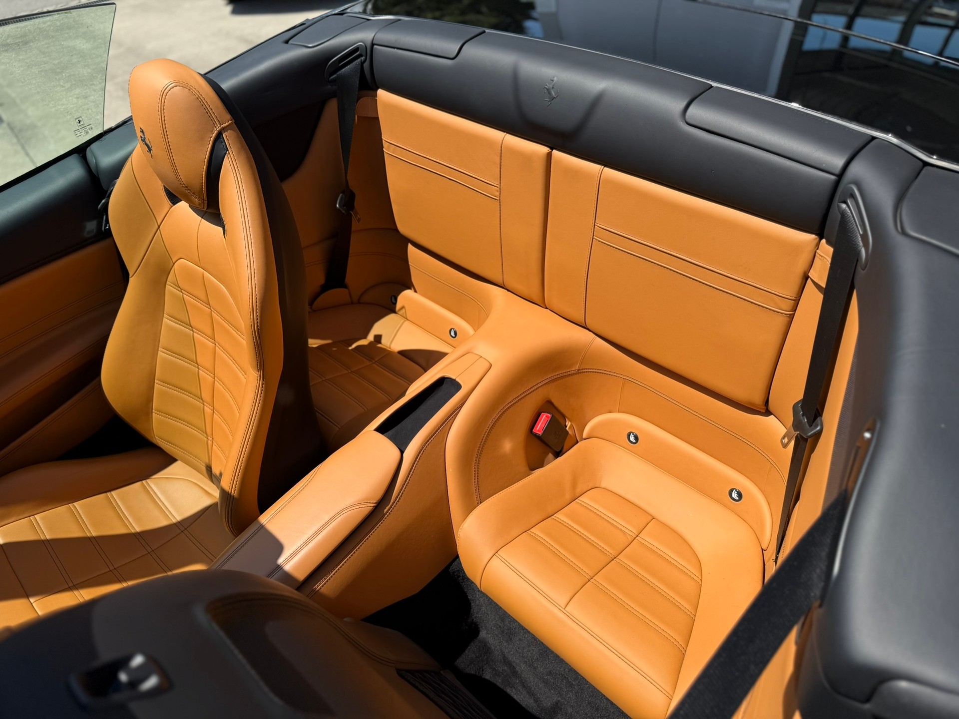 FERRARI California 3.9 V8 T-image-17