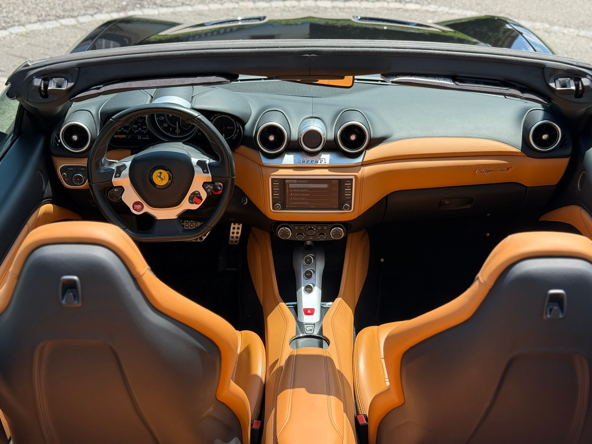 FERRARI California 3.9 V8 T-image-12