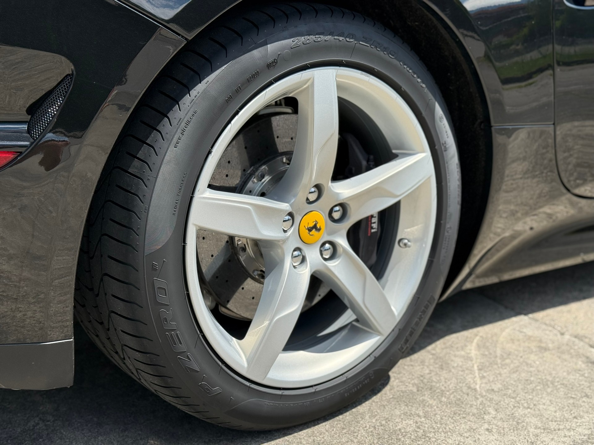 FERRARI California 3.9 V8 T-image-21