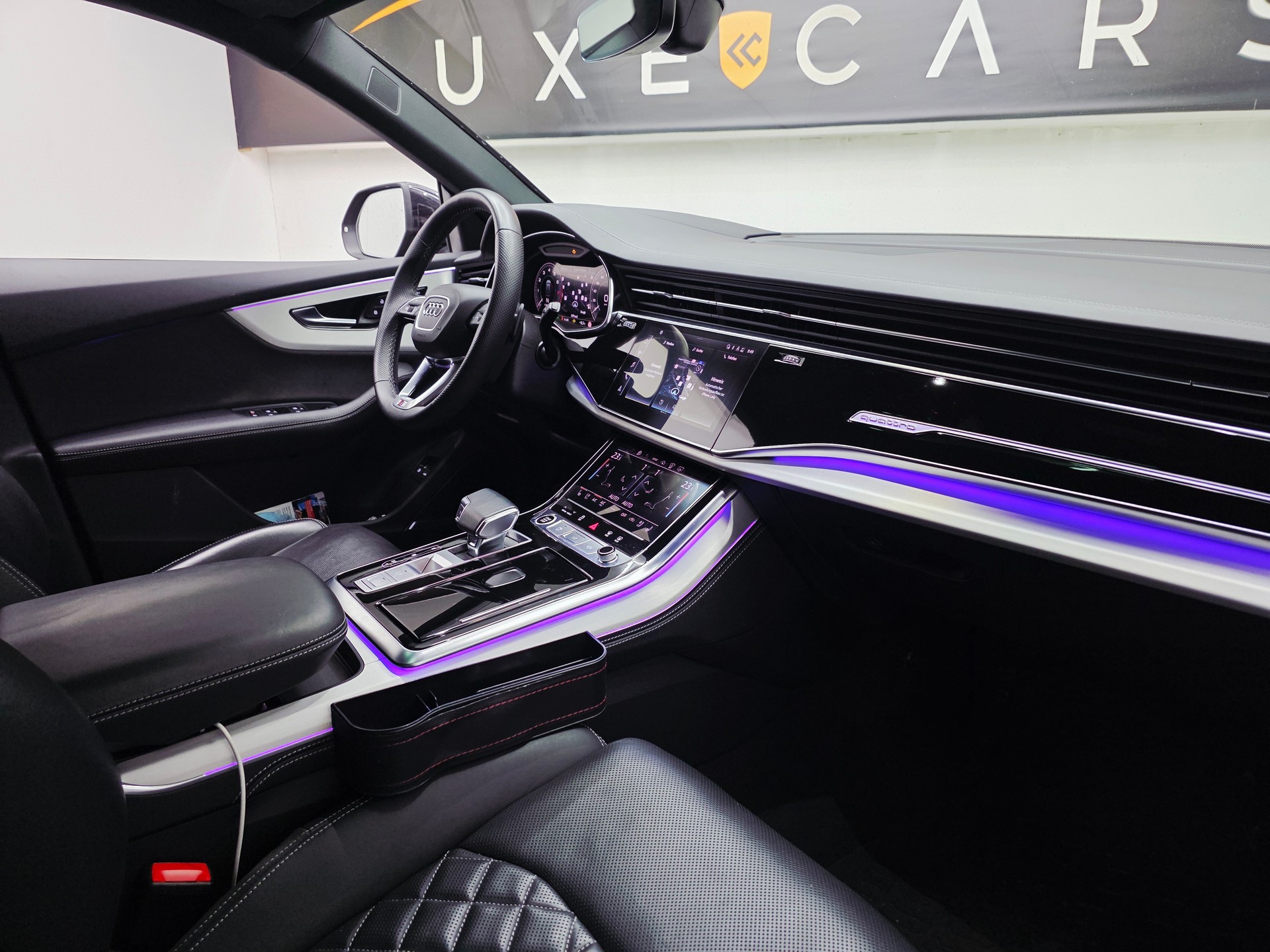 AUDI Q8 60 TFSI e quattro PHEV tiptronic*VOLL-AUSSTATTUNG NP: 153'550*-image-13
