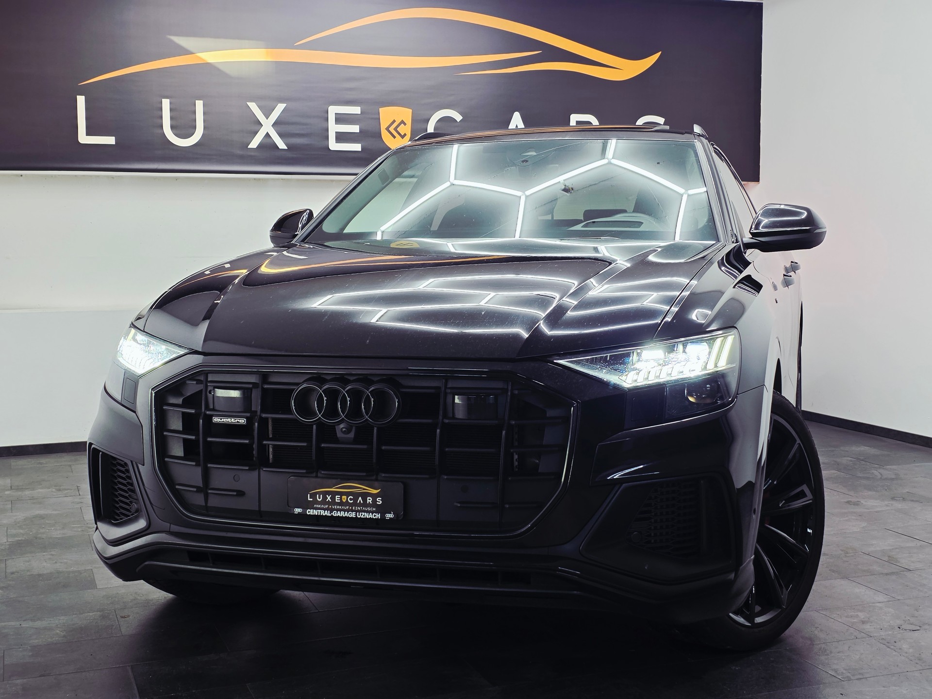 AUDI Q8 60 TFSI e quattro PHEV tiptronic*VOLL-AUSSTATTUNG NP: 153'550*-image-2