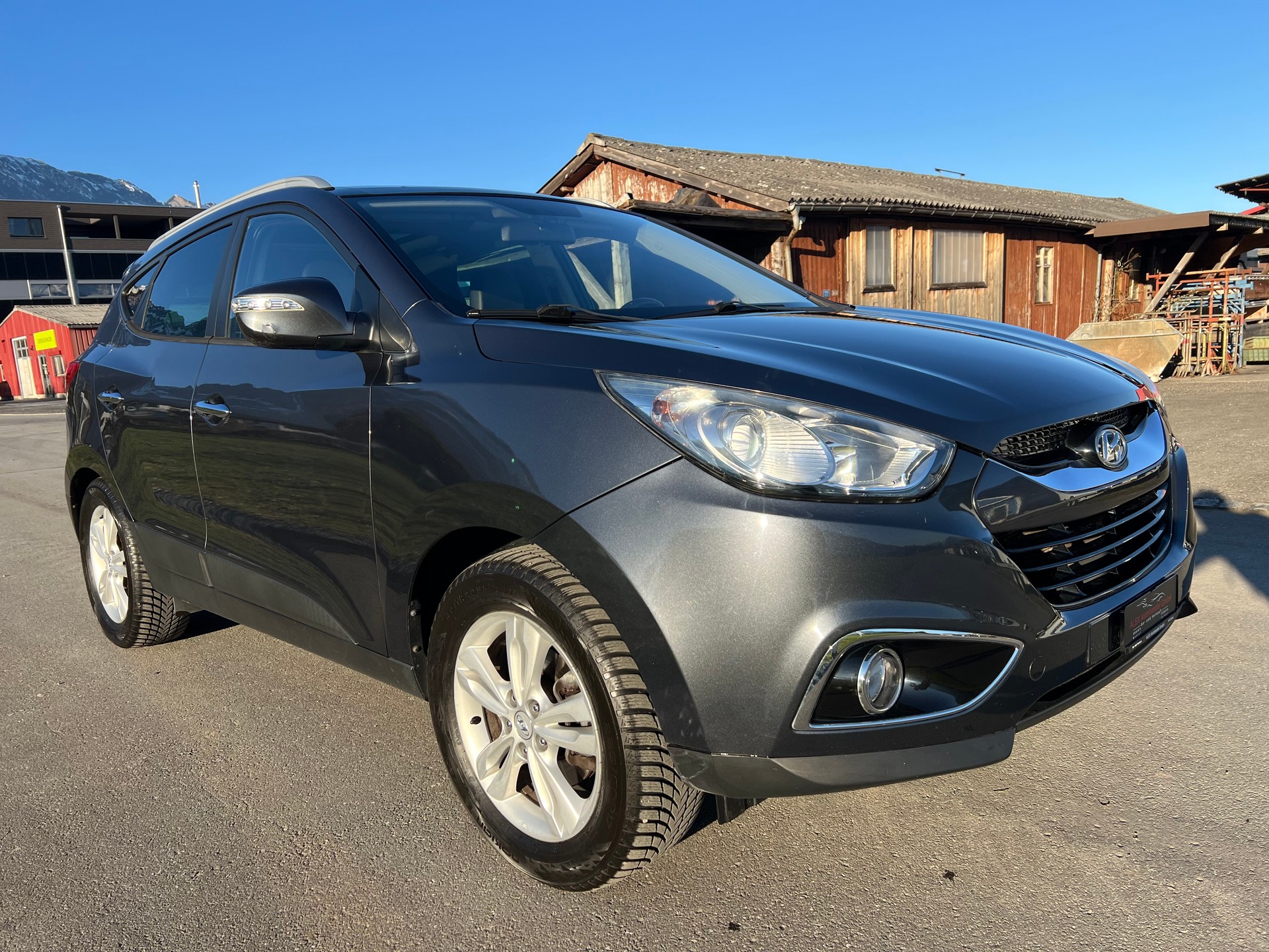 HYUNDAI iX 35 2.0 Premium 4WD-image-8